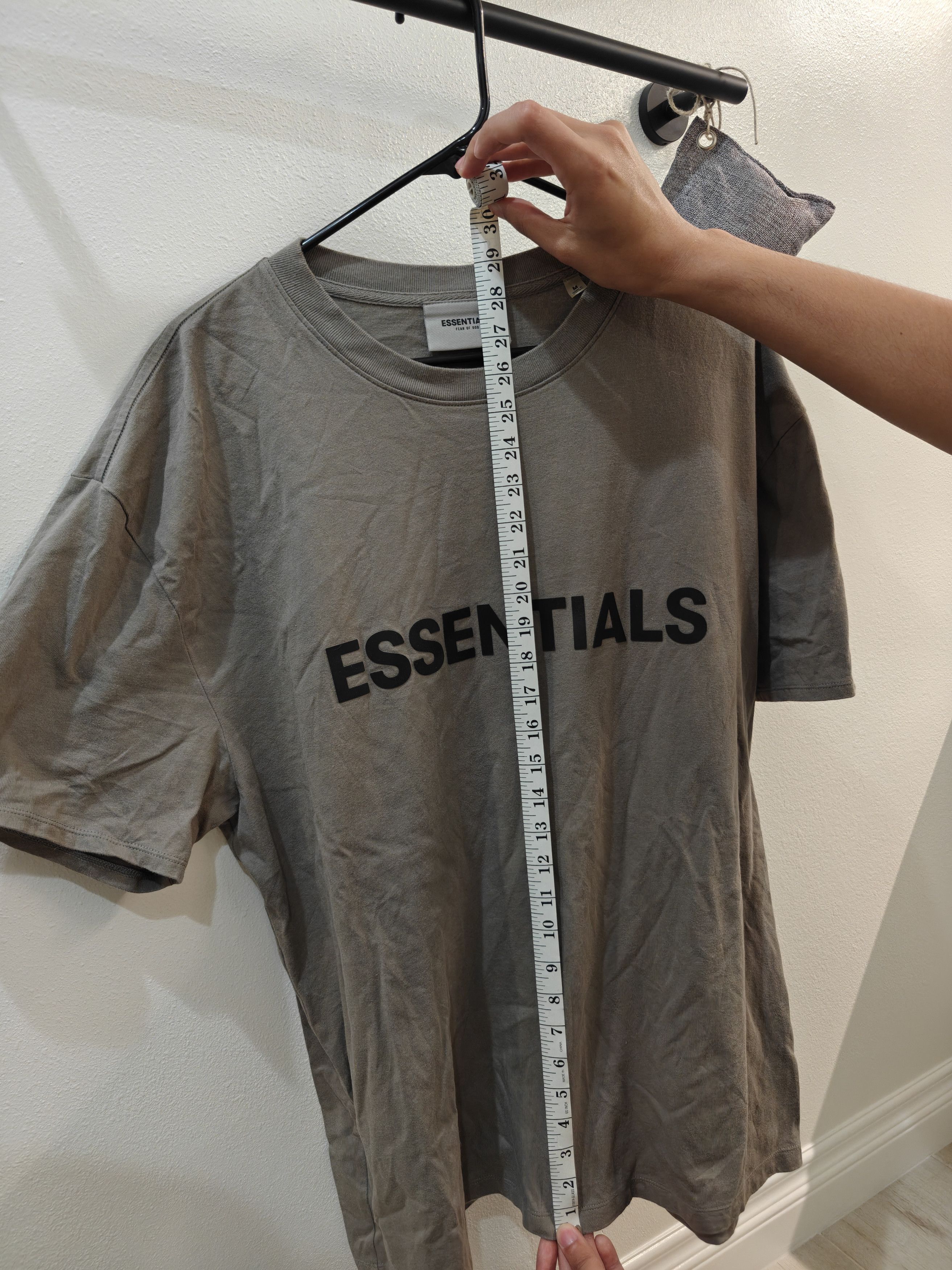Fear of God Essentials t shirt Size US M / EU 48-50 / 2 - 8 Thumbnail