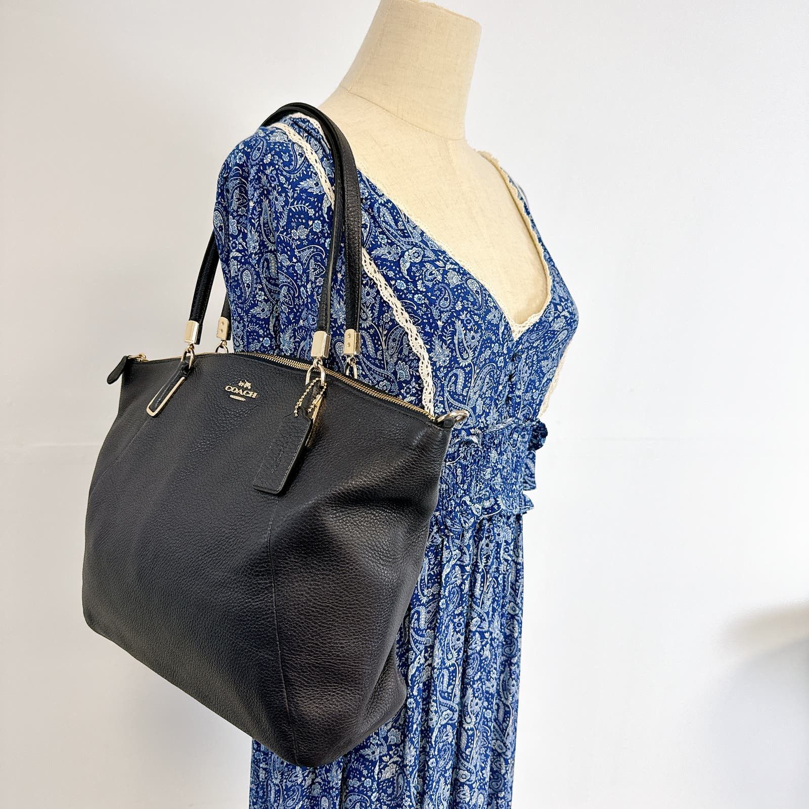 image of Coach F34494 Pebble Leather Kelsey Satchel In Black in Blue, Women's
