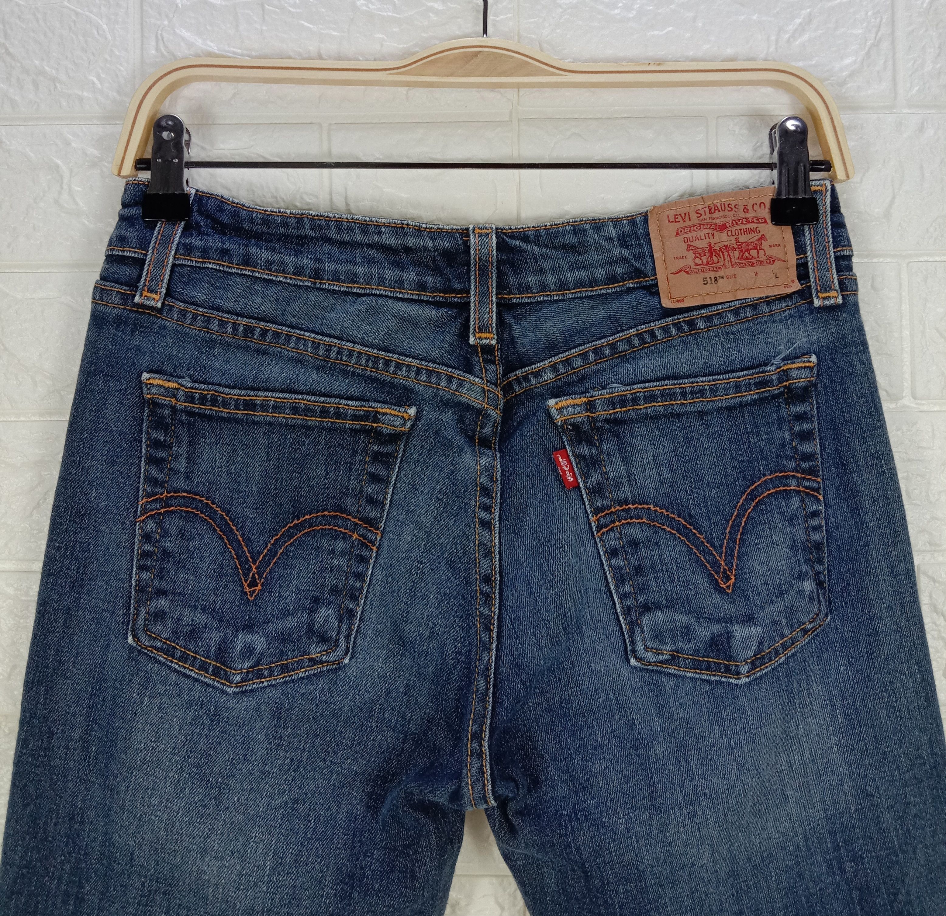 Levi's Vintage Levi's 518 Flare Jeans Earth Tone Distressed Denim Size 28" / US 6 / IT 42 - 6 Thumbnail