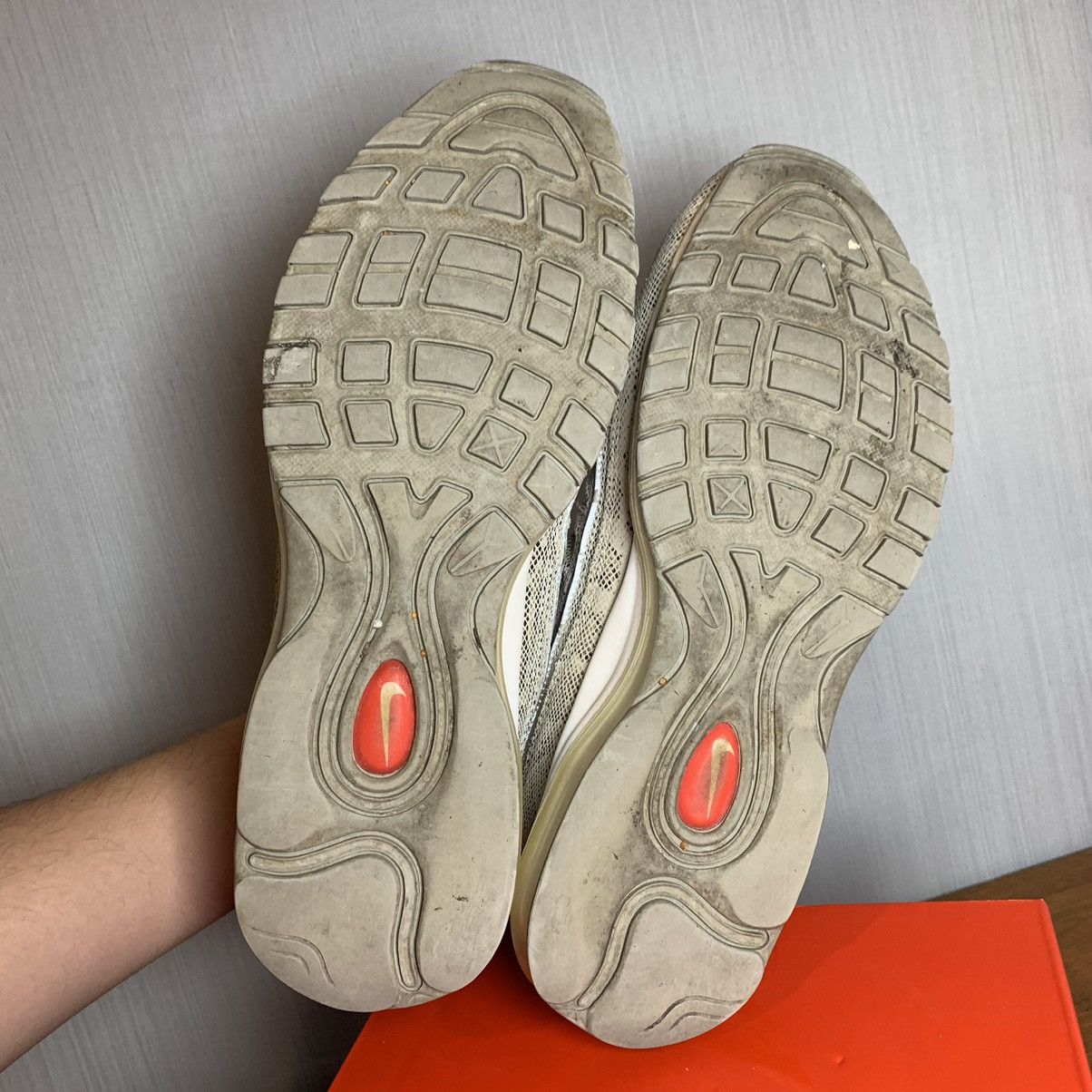 Nike × Supreme Supreme Nike Air Max 98 Snakeskin Size US 11.5 / EU 44-45 - 23 Thumbnail