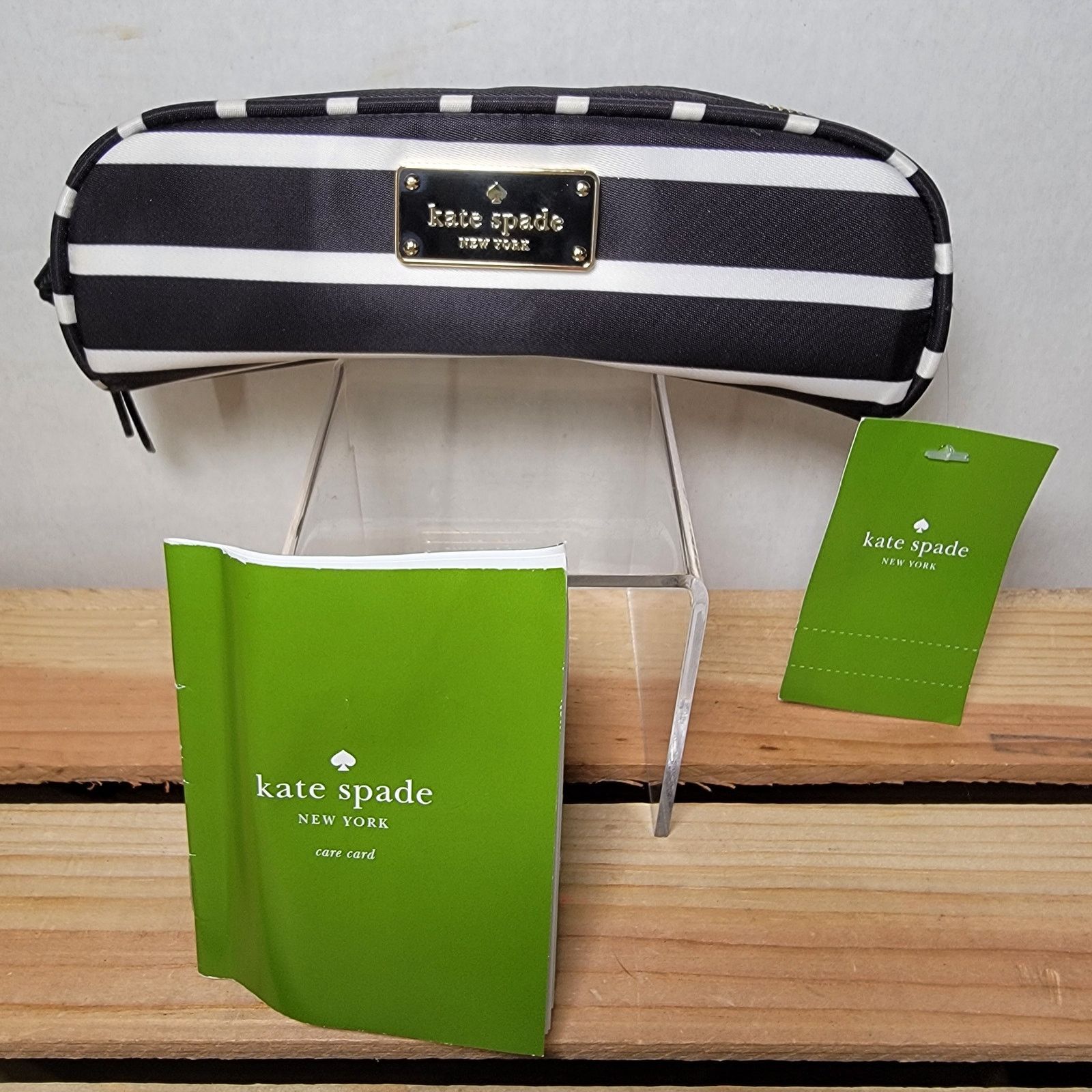 Kate Spade Kate Spade B&W Stripe Cosmetic Pouch - NWT Size ONE SIZE - 1 Thumbnail