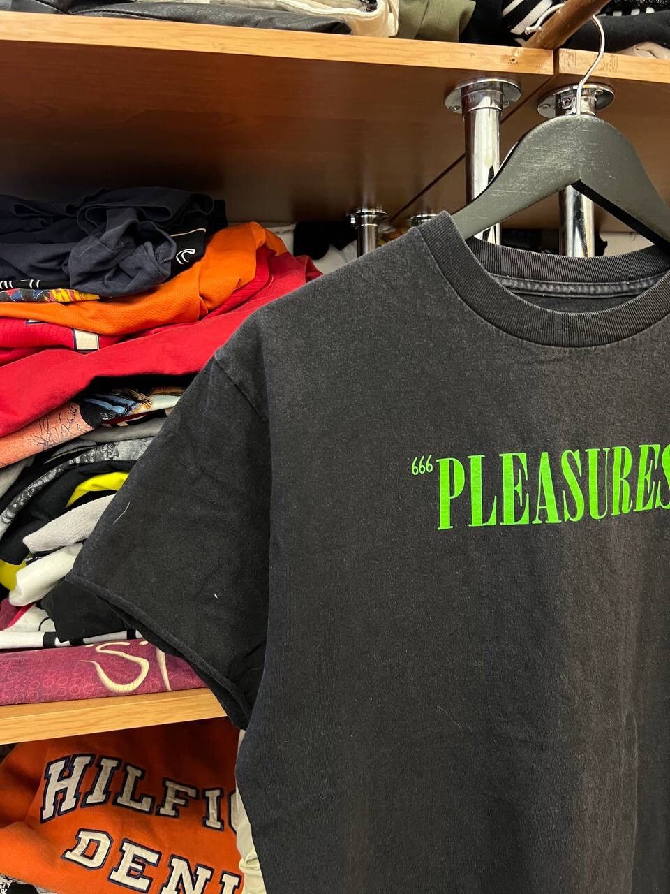 Pleasures × Vintage Pleasures Basic Logo Y2K T-shirt vintage Size US M / EU 48-50 / 2 - 2 Thumbnail
