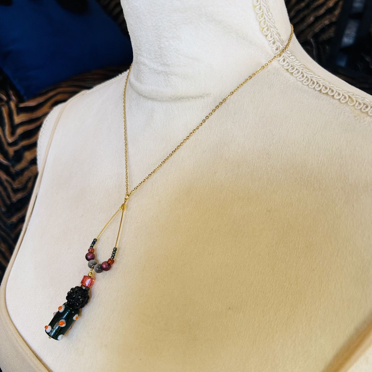 Handmade Handcrafted vintage bead changeable charm pendant necklace Size ONE SIZE - 4 Thumbnail