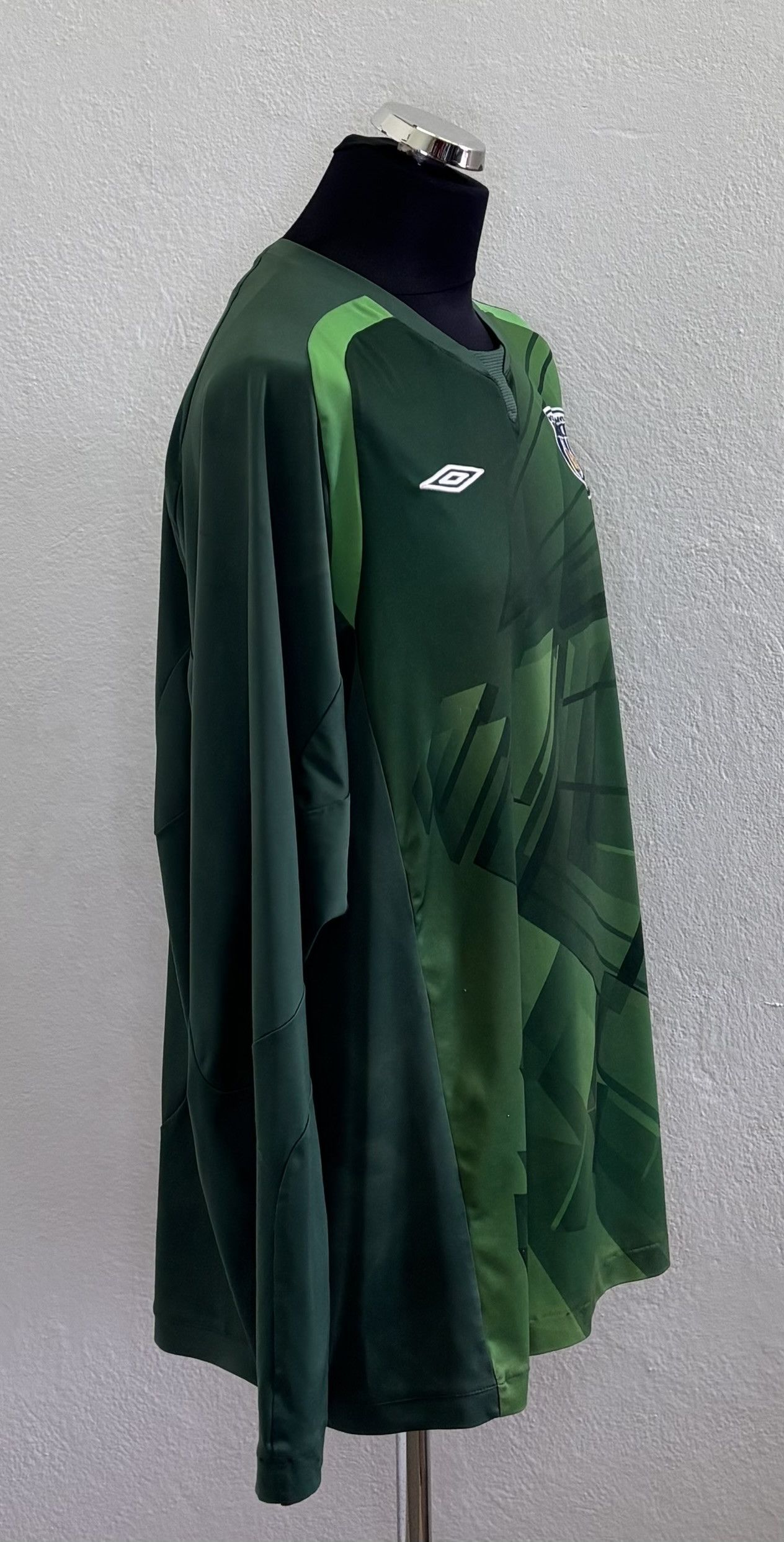 Umbro West Bromwich Albion 2009/2010 Umbro Goalkeeper Jersey Size US XXL / EU 58 / 5 - 4 Thumbnail