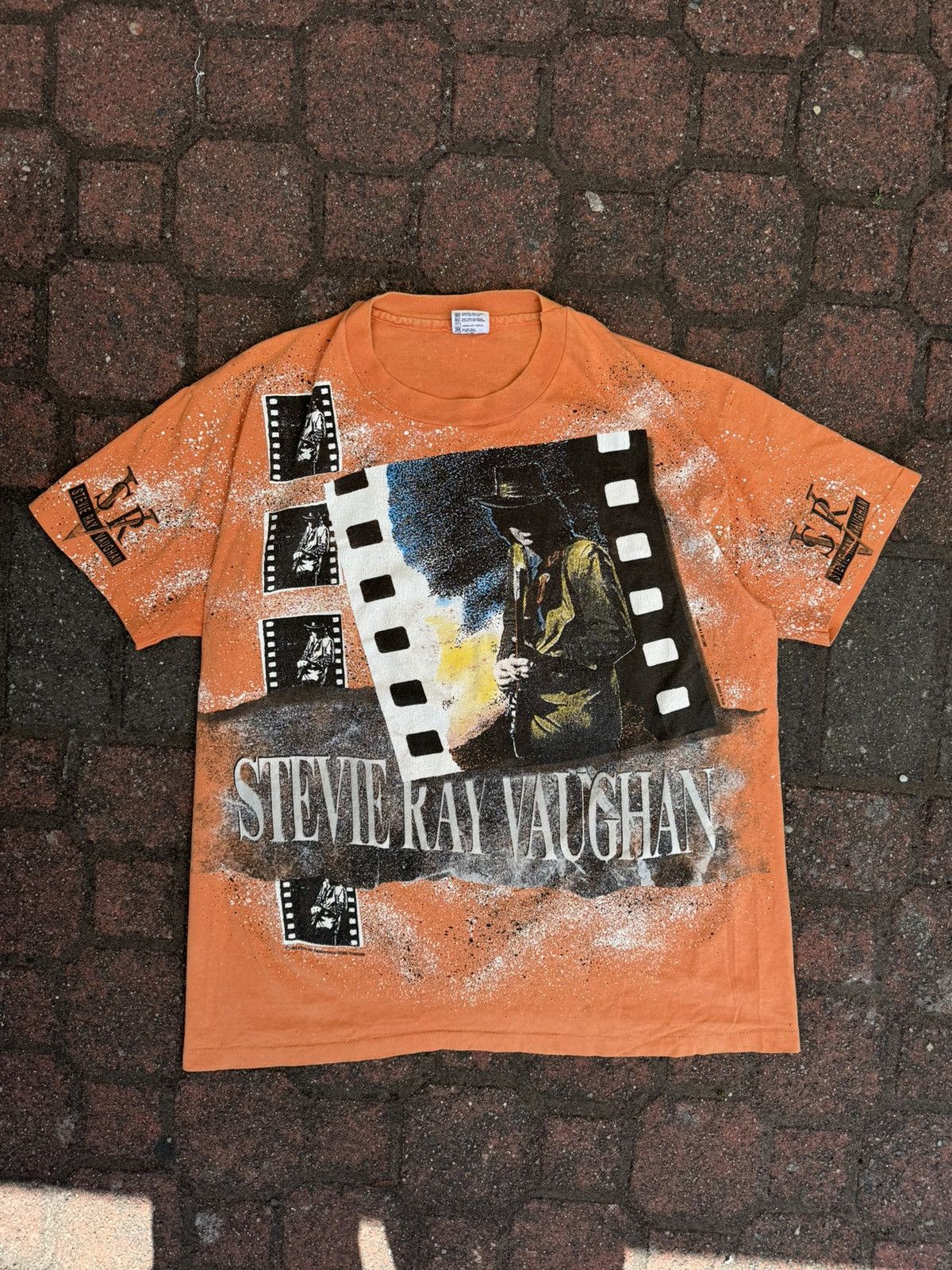 Vintage Vintage Stevie Ray Vaughan concert shirt Size US XL / EU 56 / 4 - 1 Thumbnail
