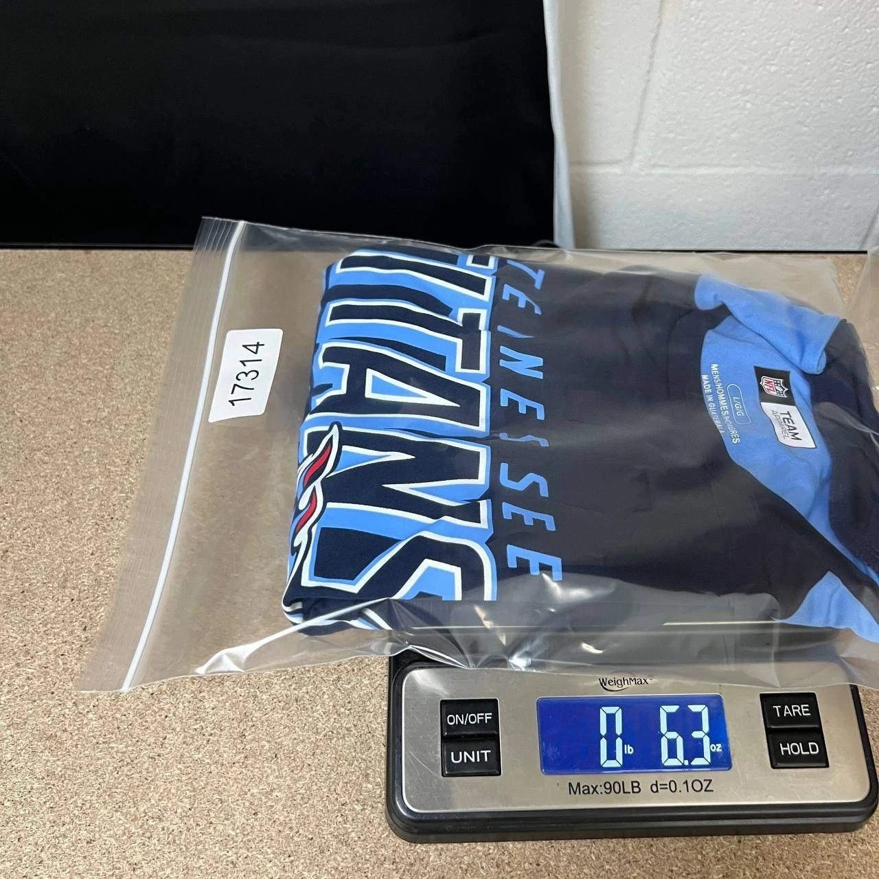 Other Tennessee Titans Shirt Men Blue Short Sleeve Crew Neck L Size US L / EU 52-54 / 3 - 7 Thumbnail