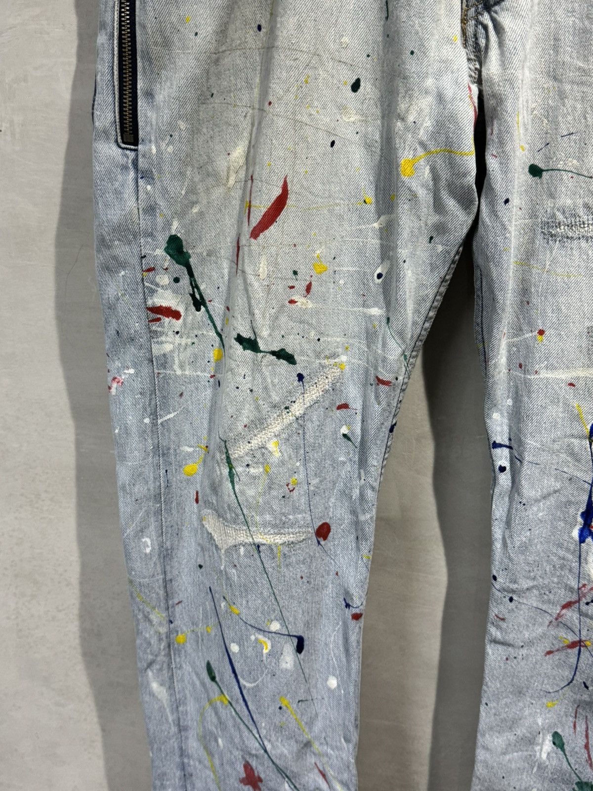 Fragment Design × Levi's Heavily Distressed Levis 505 x Fragment Design Selvedge Jean Size US 36 / EU 52 - 16 Thumbnail