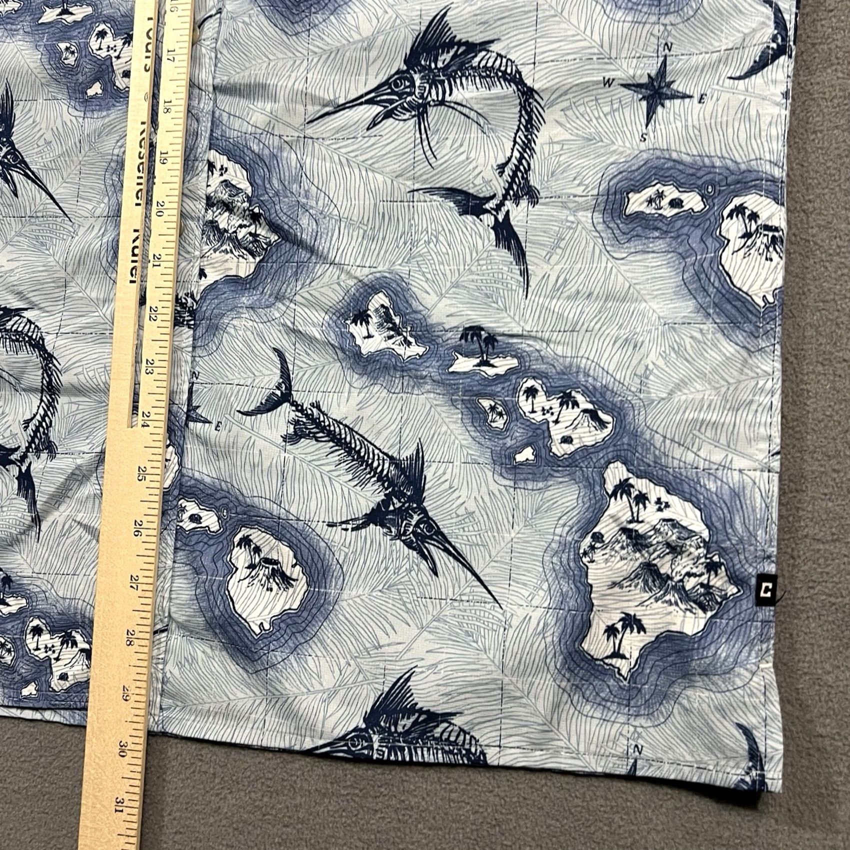 Chaps Chaps Hawaiian Shirt Mens M Blue Button Down Fishing Islands Swordfish Skeleton Size US M / EU 48-50 / 2 - 5 Thumbnail