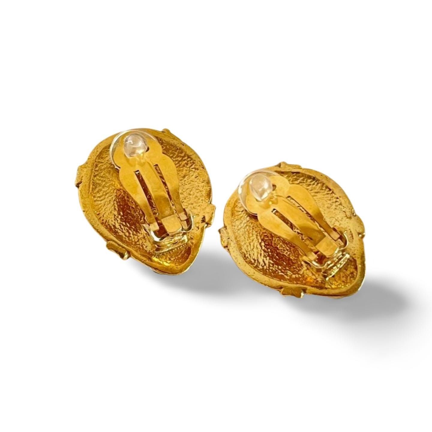 Chanel Vintage Chanel teardrop earrings with twisted ribbon CC mark Size ONE SIZE - 8 Thumbnail