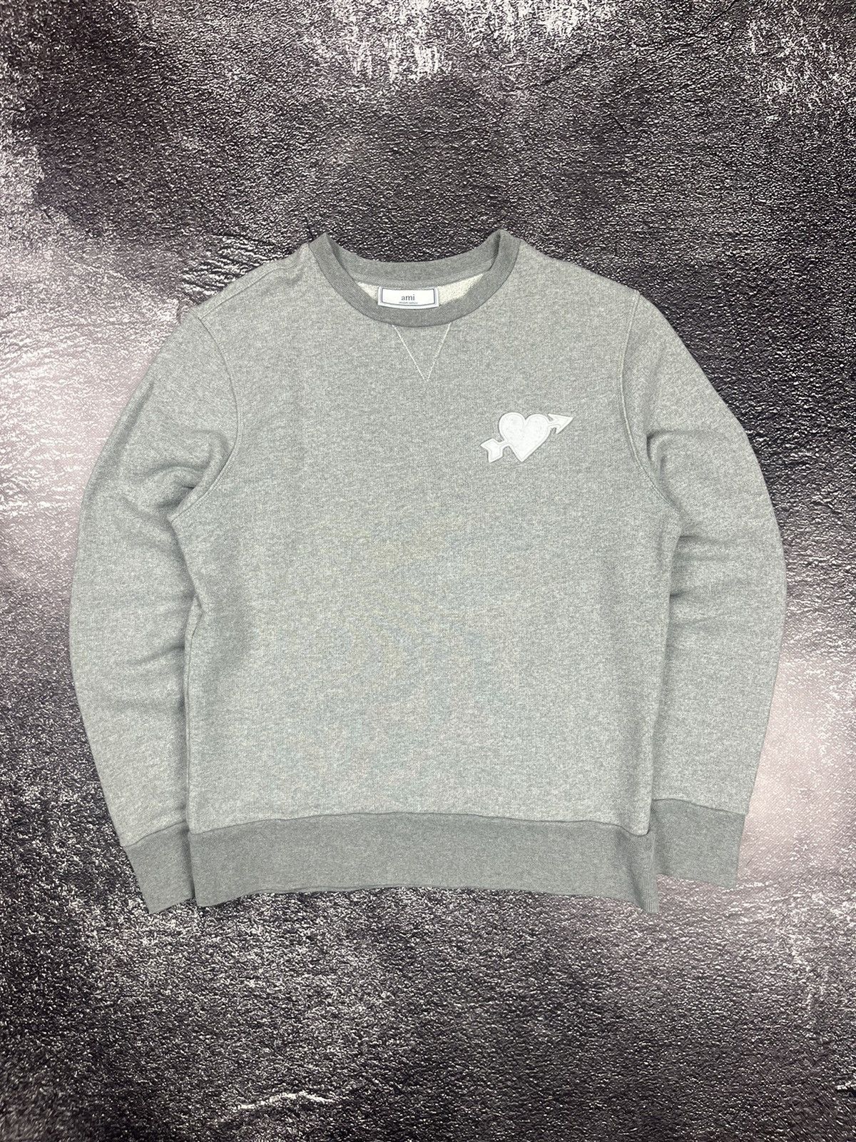 AMI Ami Paris White Heart Logo Patch Sweatshirt Grey Size US S / EU 44-46 / 1 - 1 Thumbnail