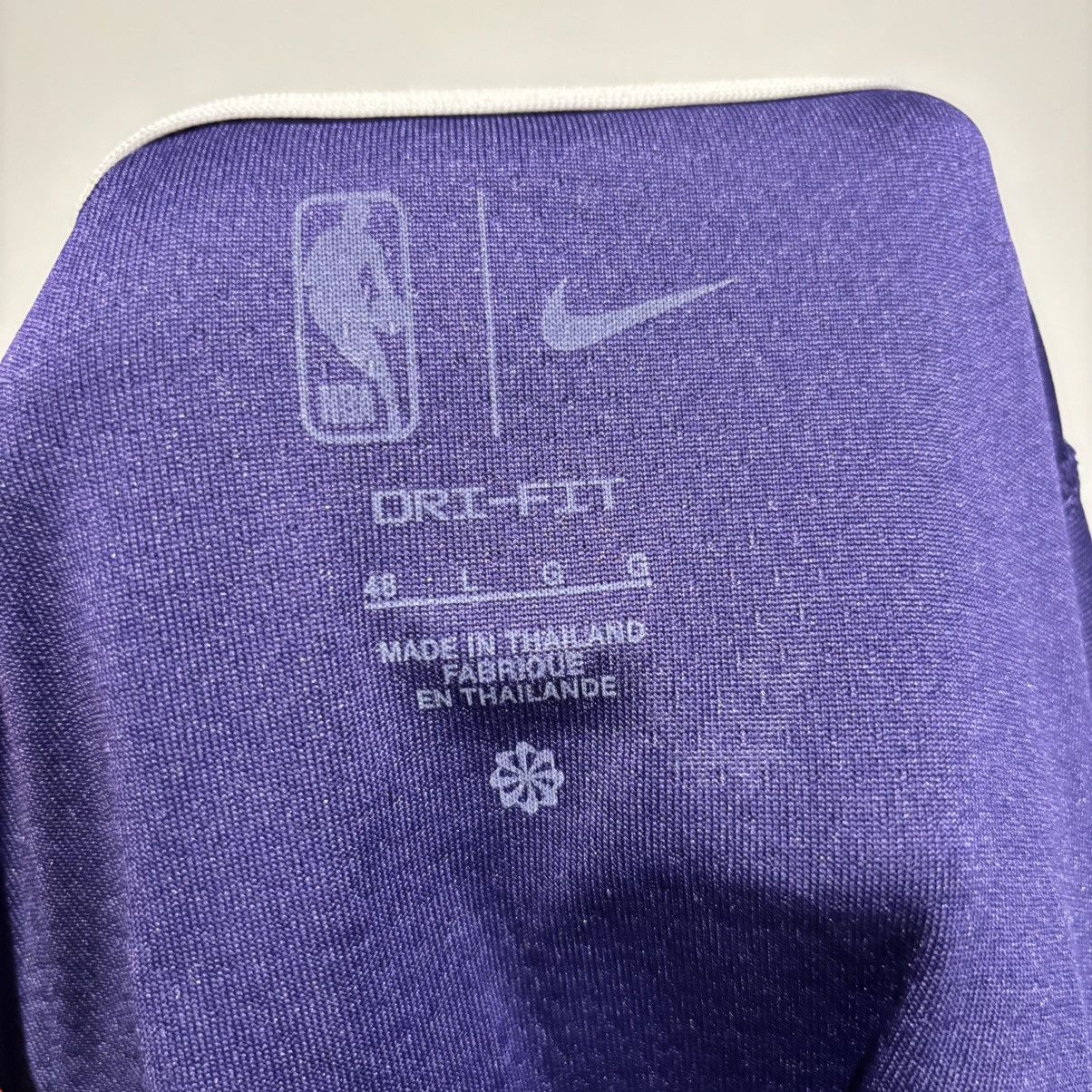 Nike Devin Booker Phoenix Suns Jersey Swingman Nike Icon NBA Size US L / EU 52-54 / 3 - 11 Thumbnail