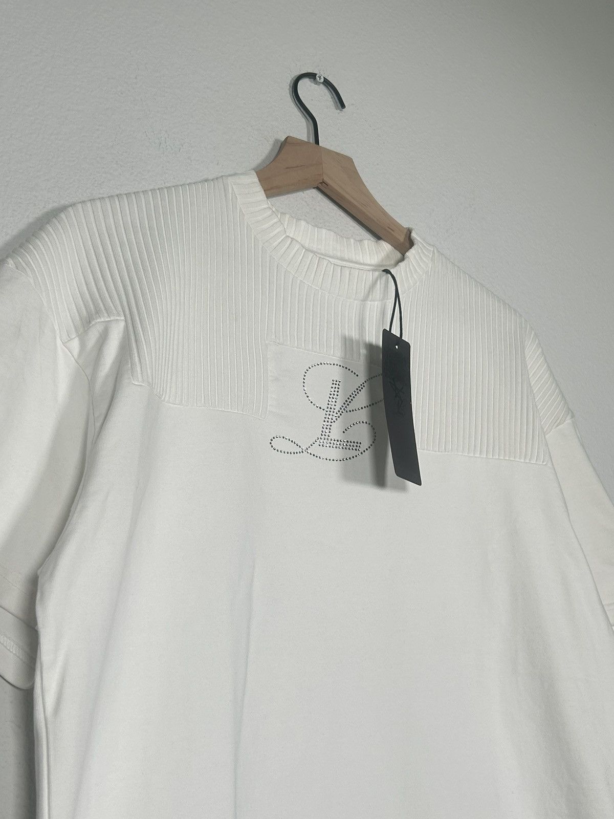 Luar NWT! Rhinestone logo Tee Size US M / EU 48-50 / 2 - 2 Thumbnail
