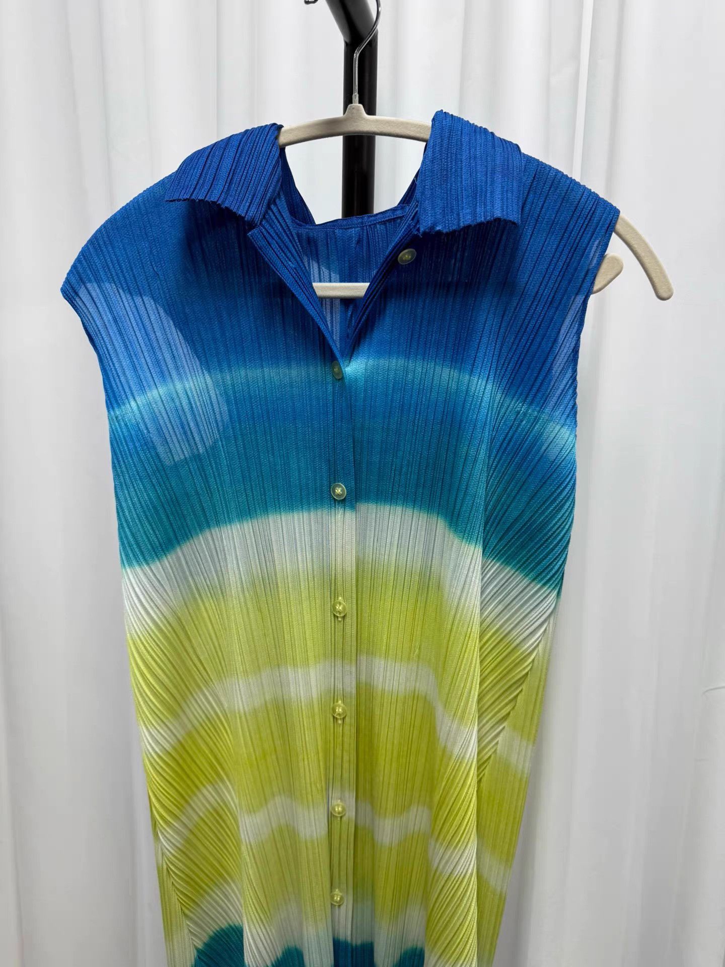 Issey Miyake Issey miyake pleats please Gradient Colorblock Dress K20 Size M / US 6-8 / IT 42-44 - 2 Thumbnail