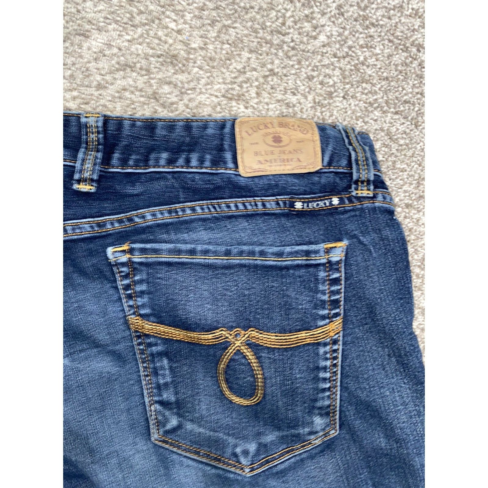 Lucky Brand Lucky Brand Womens Straight Jeans Sz 12 Regular Blue 2000s Clothing Womens Size 34" / US 12 / IT 48 - 4 Thumbnail