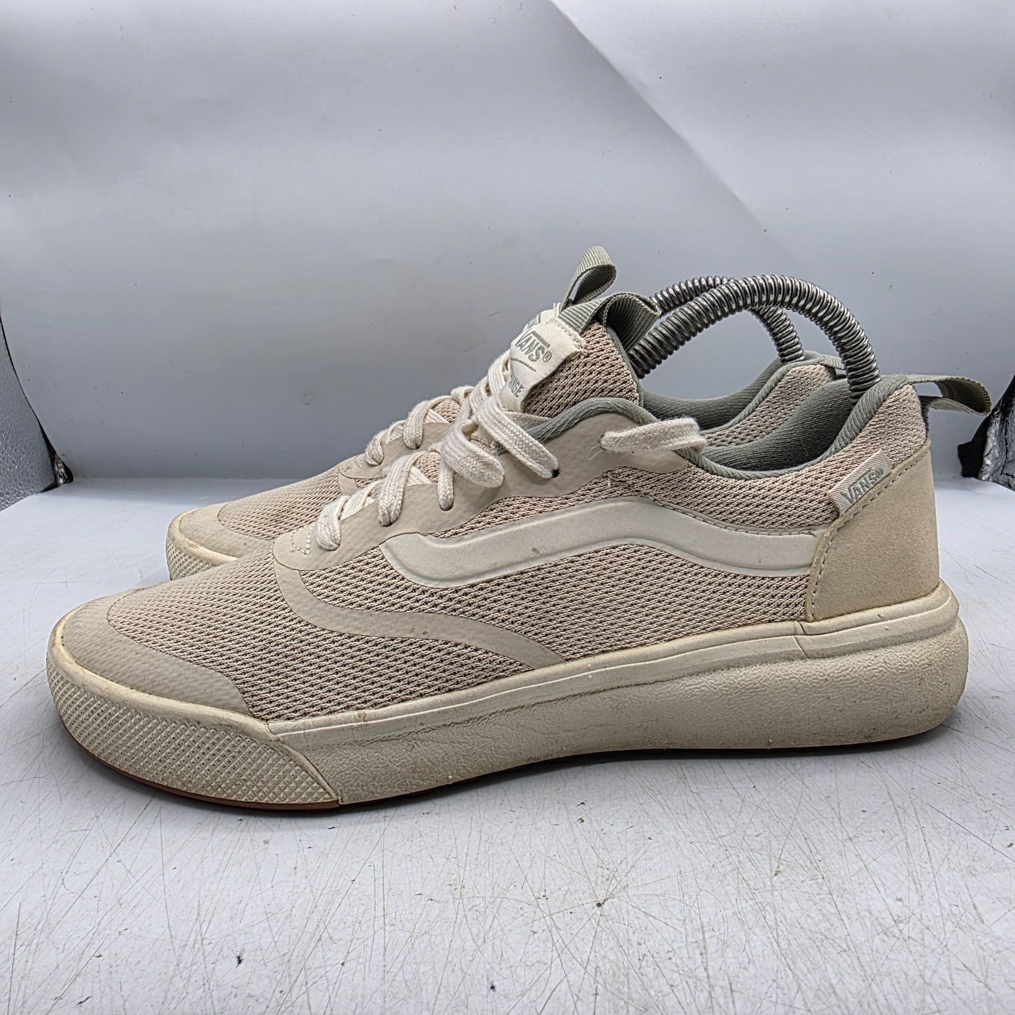 Vans Vans UltraRange Rapidweld Womens Size 8 Beige Athletic Shoes Size US 8 / IT 38 - 13 Thumbnail