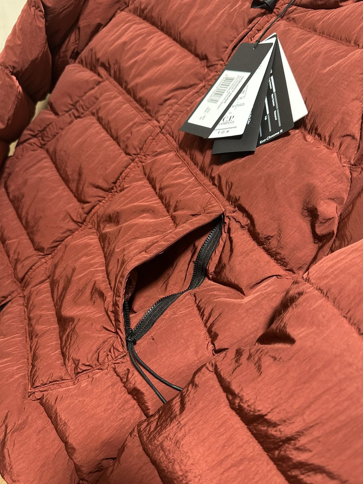 C.P. Company C.P. Company Hooded Down Goggle Jacket Cherry Red Size 46(S) Size US S / EU 44-46 / 1 - 5 Thumbnail