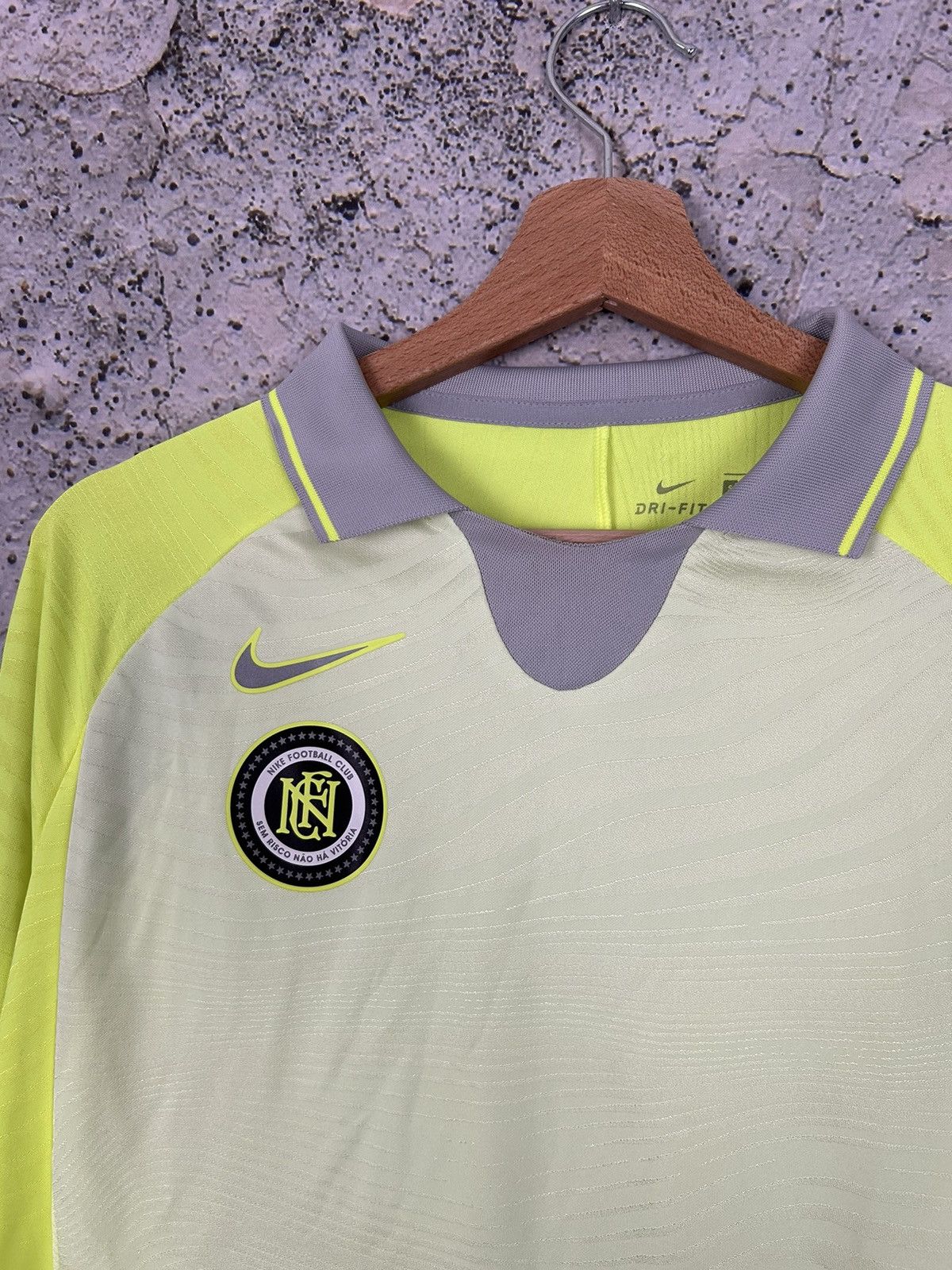 Nike Football Club Soccer Jersey Streetwear Swoosh Retro