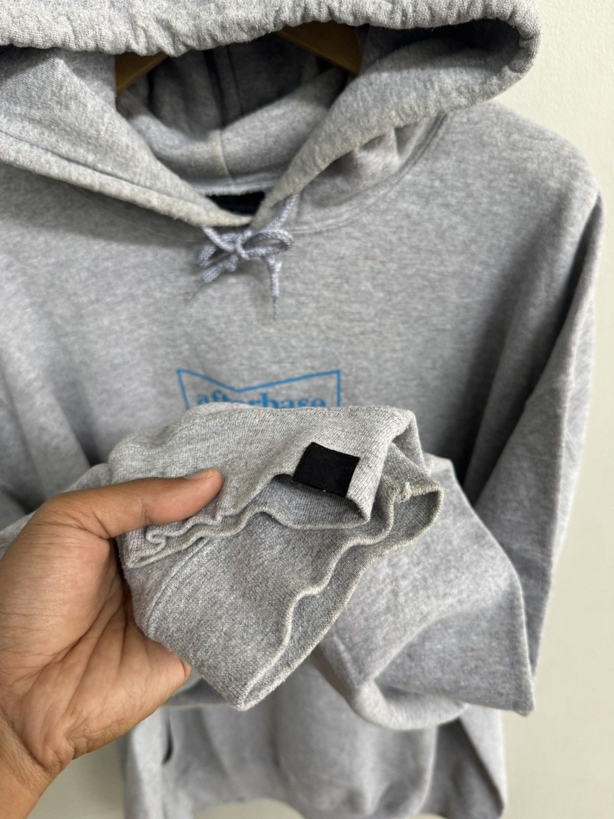 Girls Don't Cry WASTED YOUTH X AFTERBASE AN GRAPHIC BLUE TULIP HOODIE Size US XL / EU 56 / 4 - 6 Thumbnail