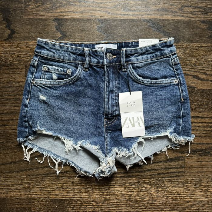 Zara HIGH RISE DENIM SHORTS