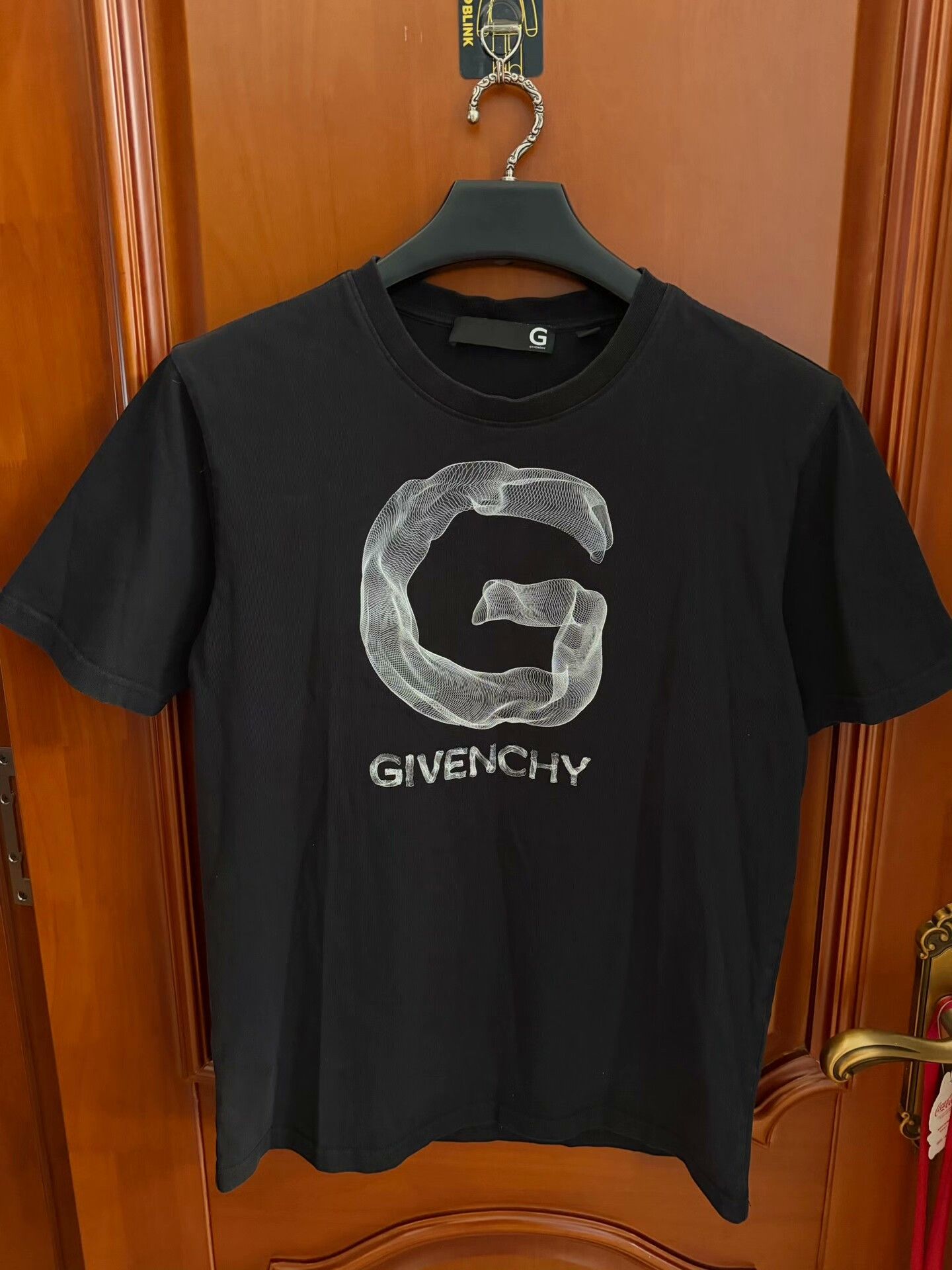 Givenchy Givenchy Printed Black T-Shirt M Men Size US M / EU 48-50 / 2 - 1 Thumbnail
