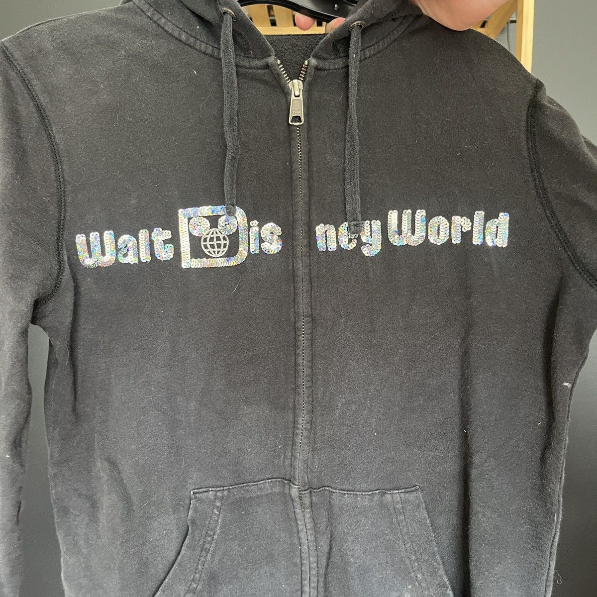 Disney Walt Disney World Disney Parks Glitter Zip Up Hoodie Women’s Size S / US 4 / IT 40 - 2 Thumbnail