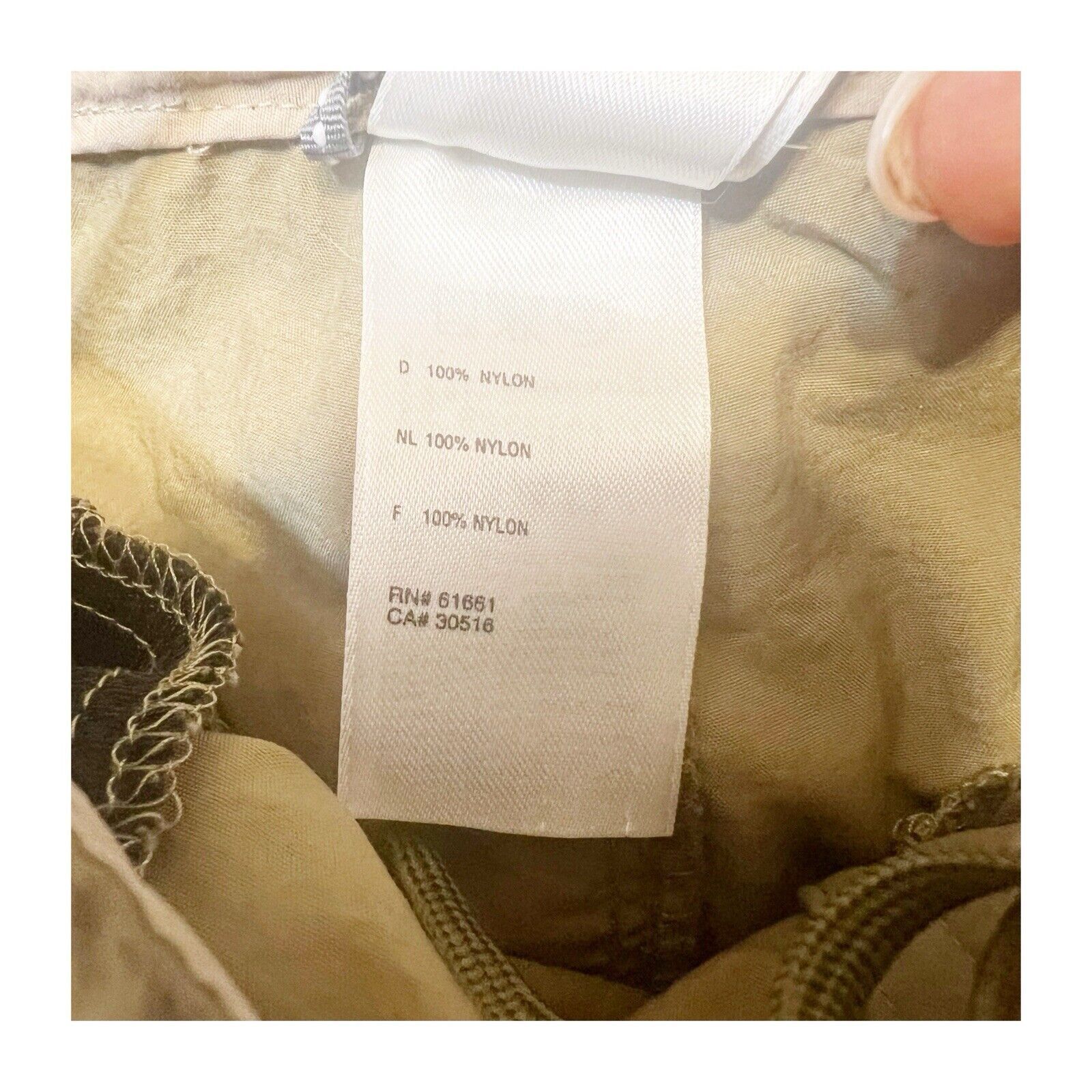 The North Face The North Face Cropped Nylon Pants Khaki Beige Size 12 Size 34" / US 12 / IT 48 - 10 Thumbnail
