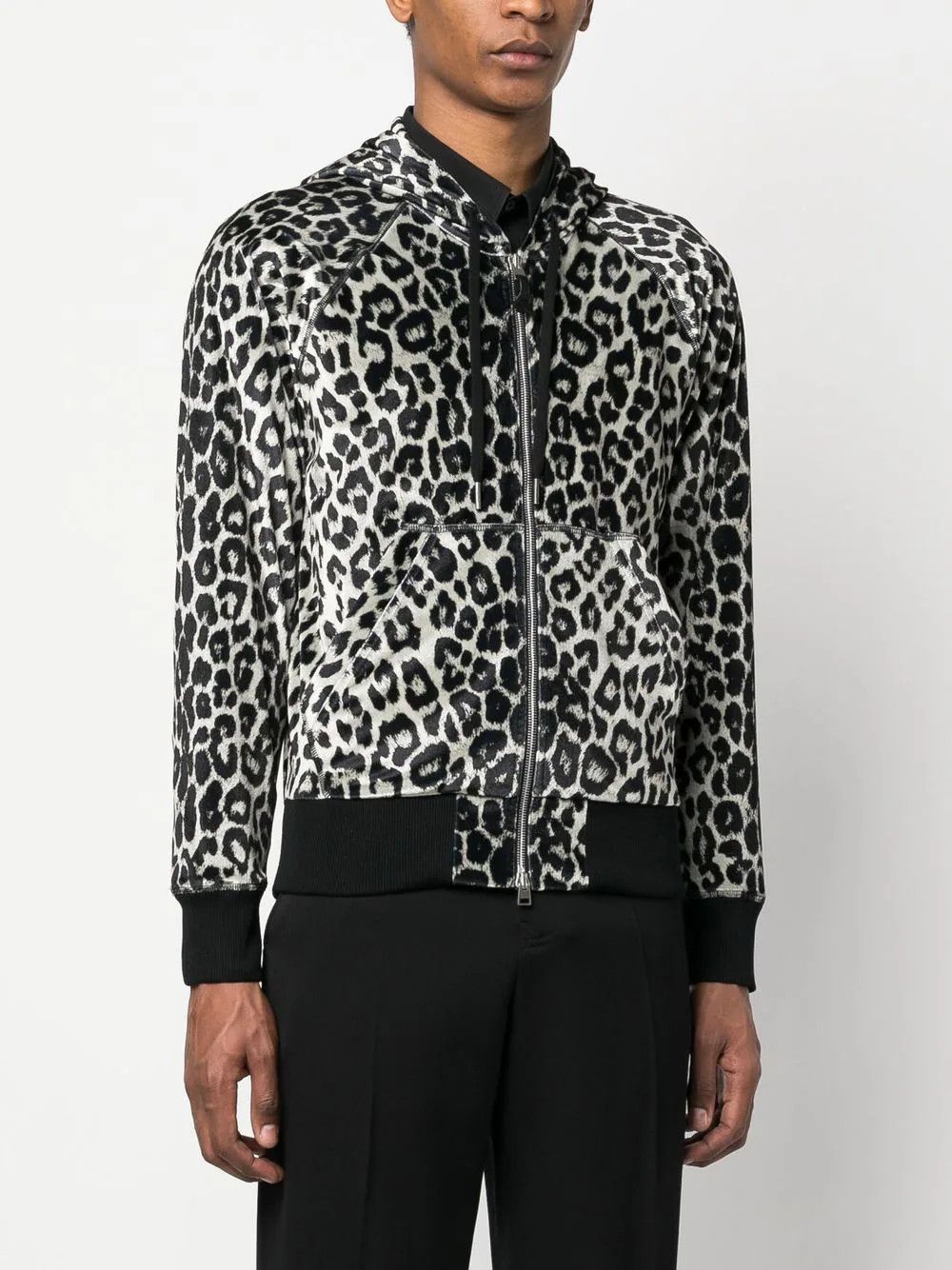 Tom Ford o1loc1c0724 Leopard Print Hoodie in Black Beige Size US XXL / EU 58 / 5 - 2 Thumbnail