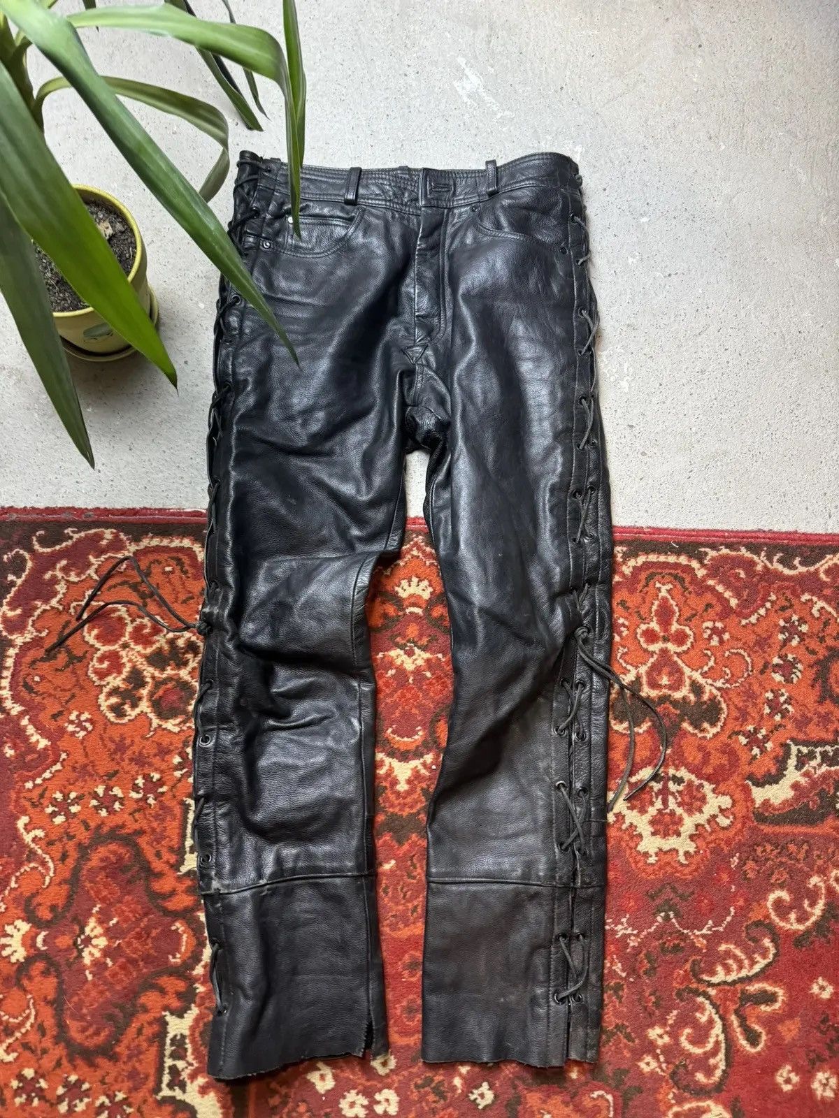 Vintage Vintage Y2K Leather Punk Biker Hearts Style Motorcycle Pants Size US 33 - 1 Thumbnail