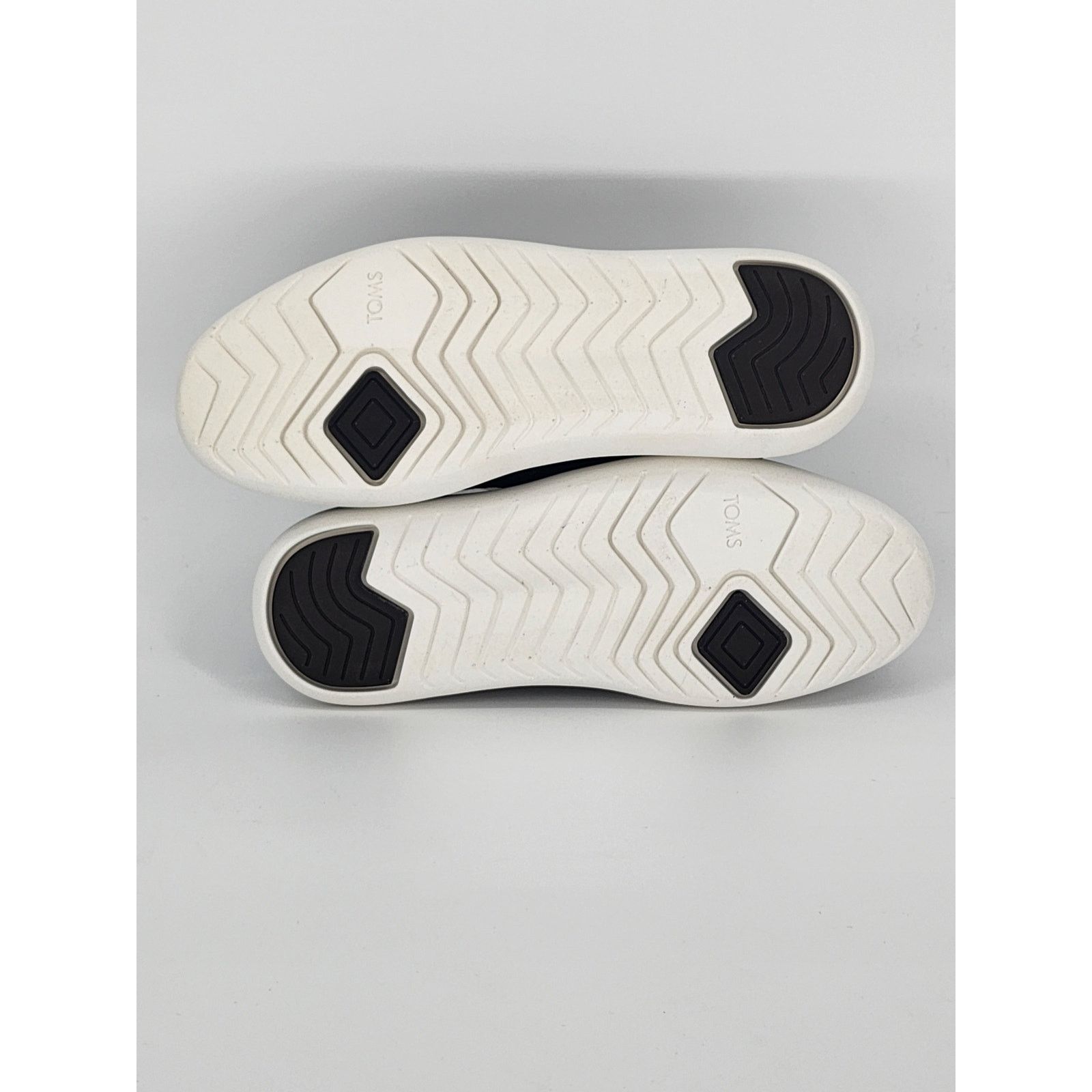 Toms TOMS Alpargata Mallow Slip-On Sneaker Women's Size 5.5 Size US 5.5 / IT 35.5 - 4 Thumbnail
