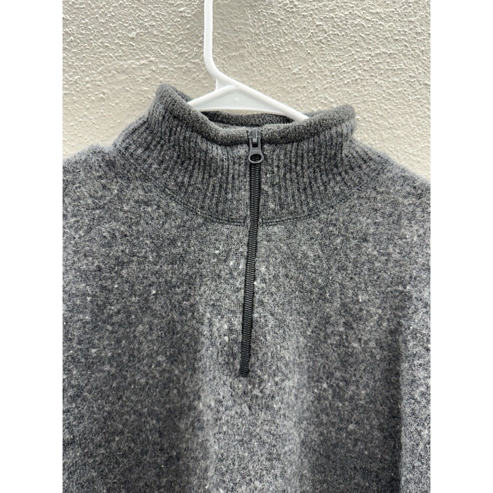 American Eagle Outfitters VINTAGE American Eagle Outfitters Sweater XL Gray 1/4 Zip Lambswool Mock Neck Pullover Men’s Size US XL / EU 56 / 4 - 3 Thumbnail