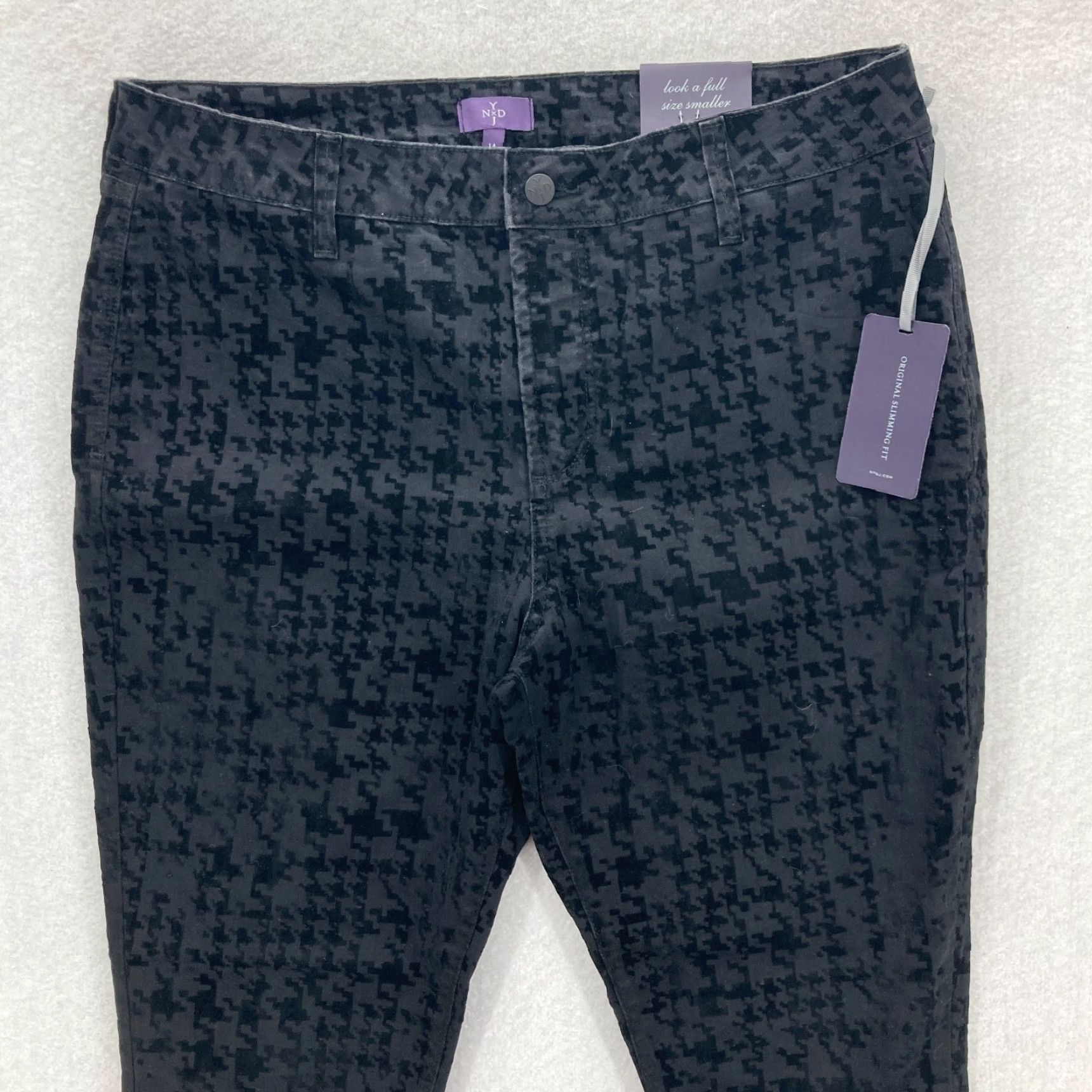 NYDJ NYDJ Super Skinny Pants Womens Size 14 Black Soft Felt Stretch High Rise 30in Inseam Slim Chino Casual Adults Size 36" / US 14 / IT 50 - 2 Thumbnail