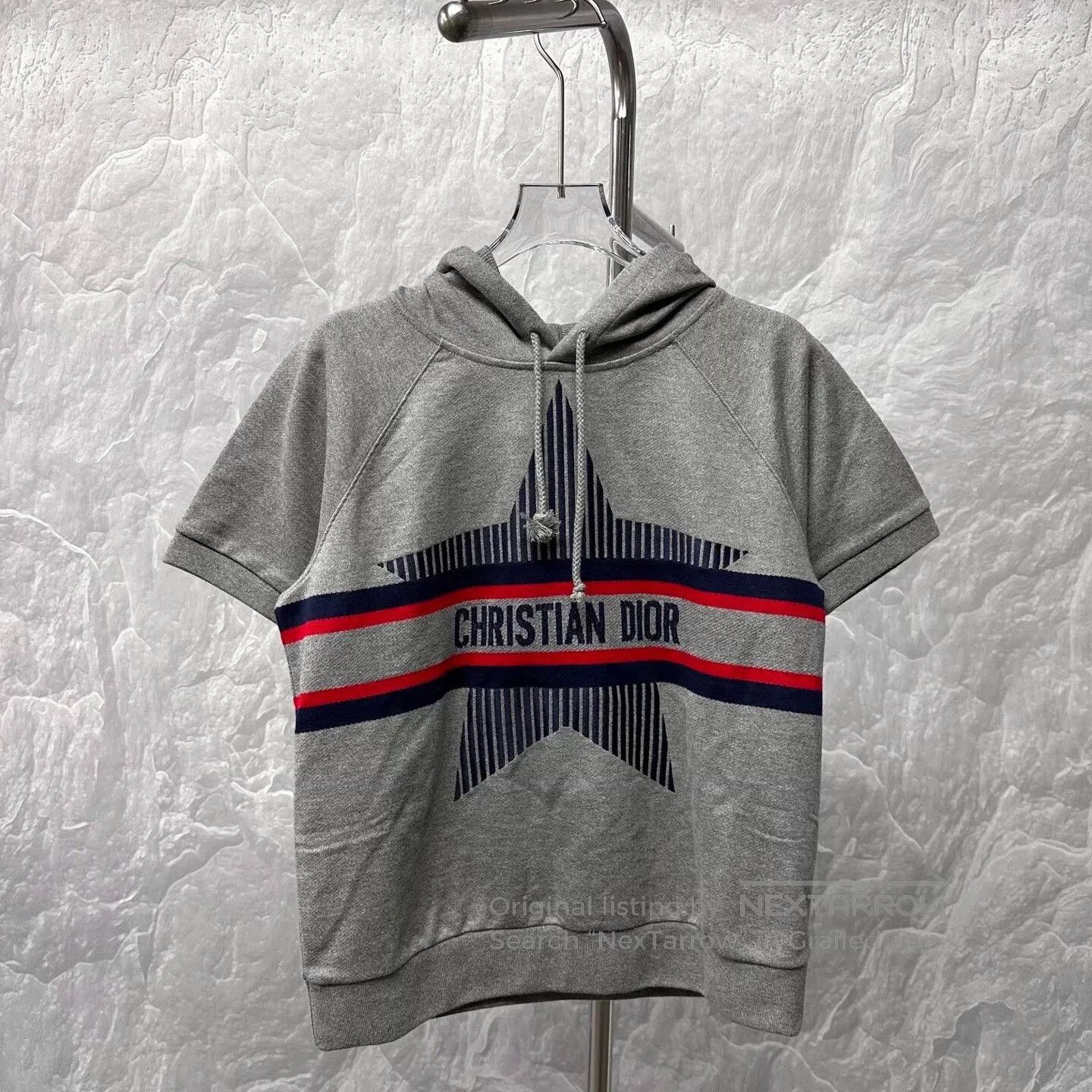 Dior dior embroidered letter hoodie short sleeve. Size XS / US 0-2 / IT 36-38 - 1 Thumbnail
