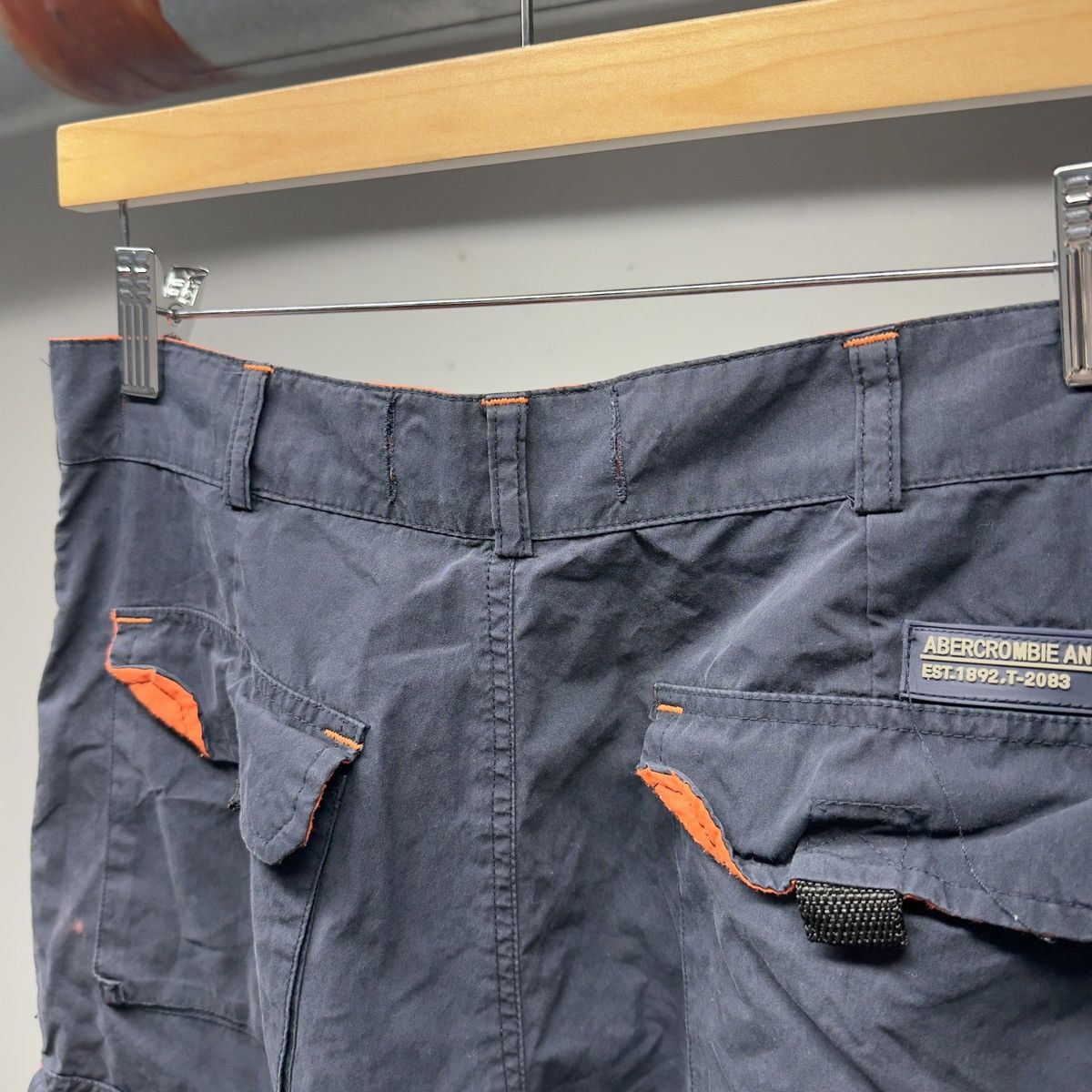 Abercrombie & Fitch Vintage Abercrombie & Fitch Paratrooper Nylon Cargo Pants Size US 29 - 6 Thumbnail