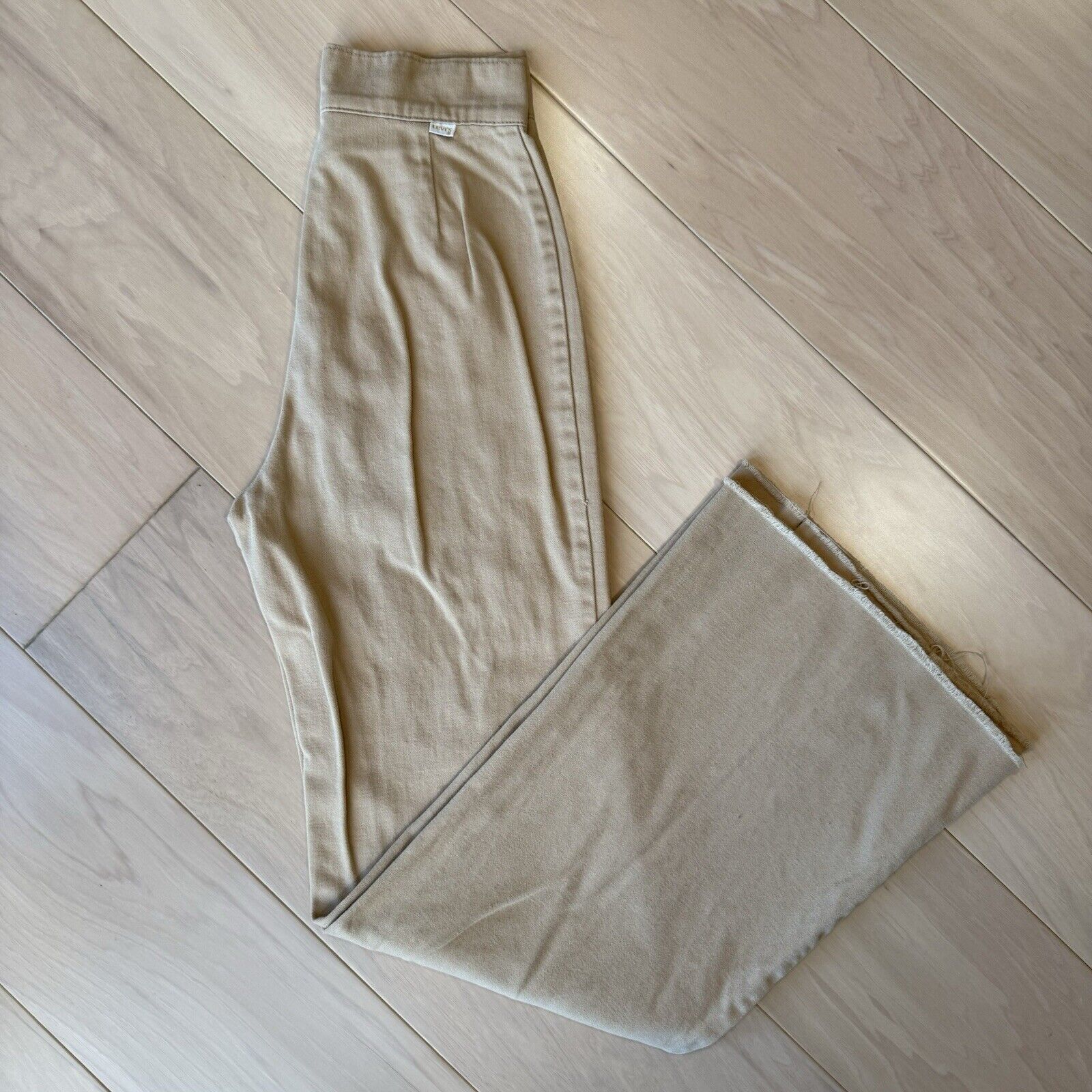 Levi's × Vintage Vintage Levis Pleated Flare Pants 24 For Women 70s Bell Size 24" / US 00 / IT 34 - 2 Thumbnail