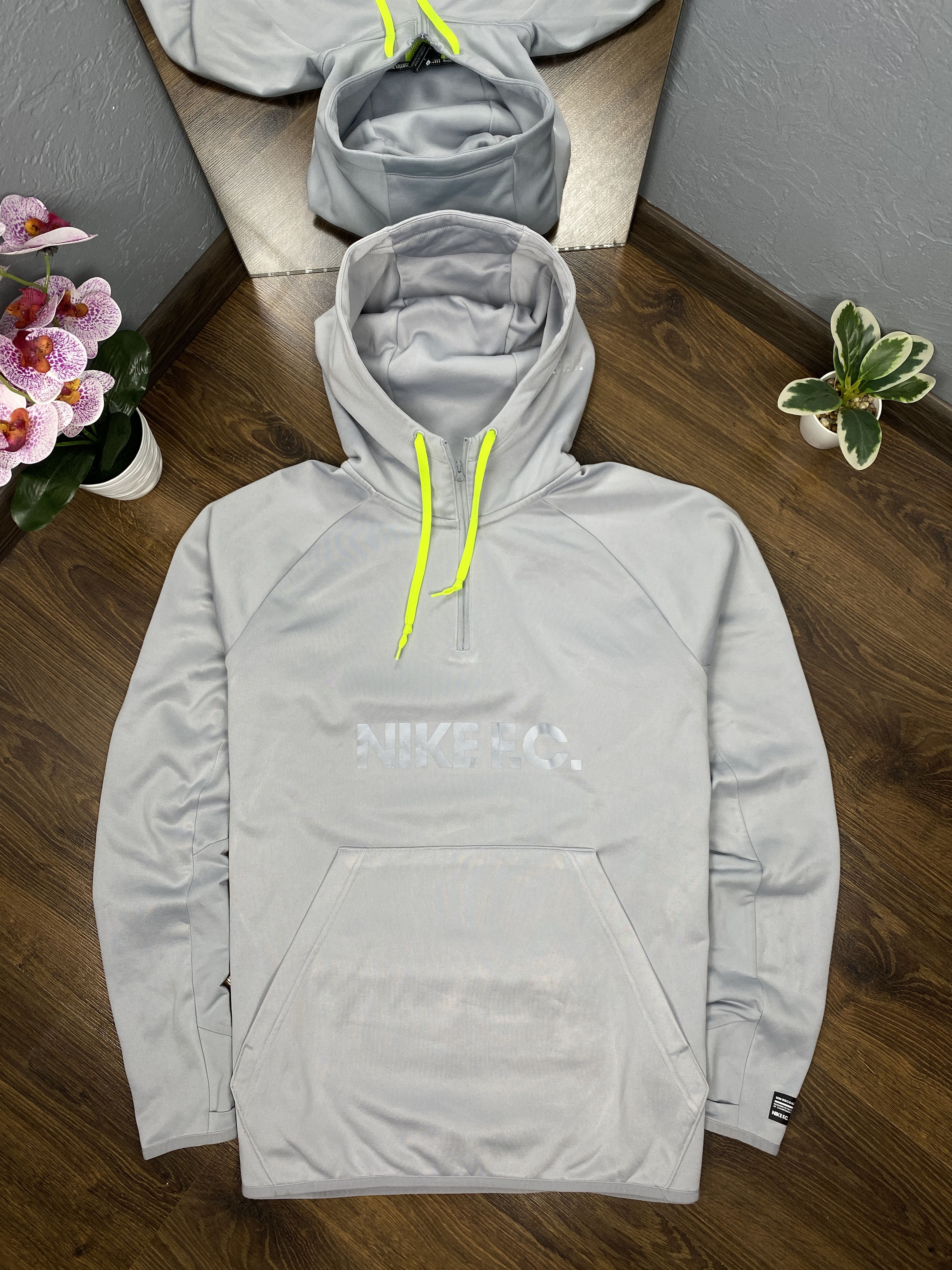 Nike Nike F.C. Mens Hoodie Size US L / EU 52-54 / 3 - 1 Thumbnail