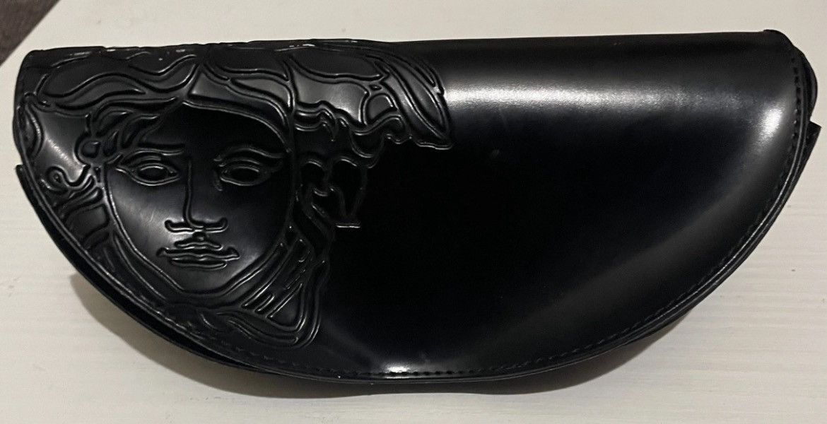 Versace Versace Vintage Sunglasses White Magnetic Mask Rare Size ONE SIZE - 8 Thumbnail