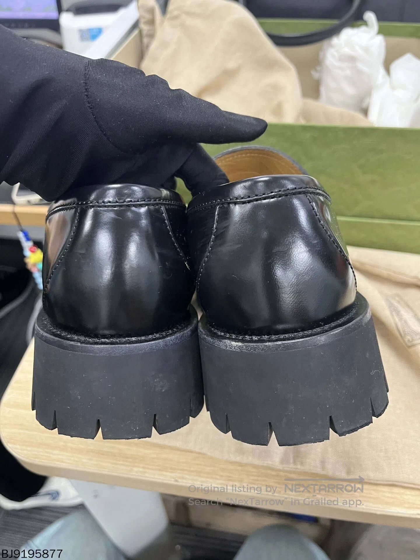 Gucci gucci interlocking leather platform loafers size 9. Size US 9 / EU 42 - 5 Thumbnail