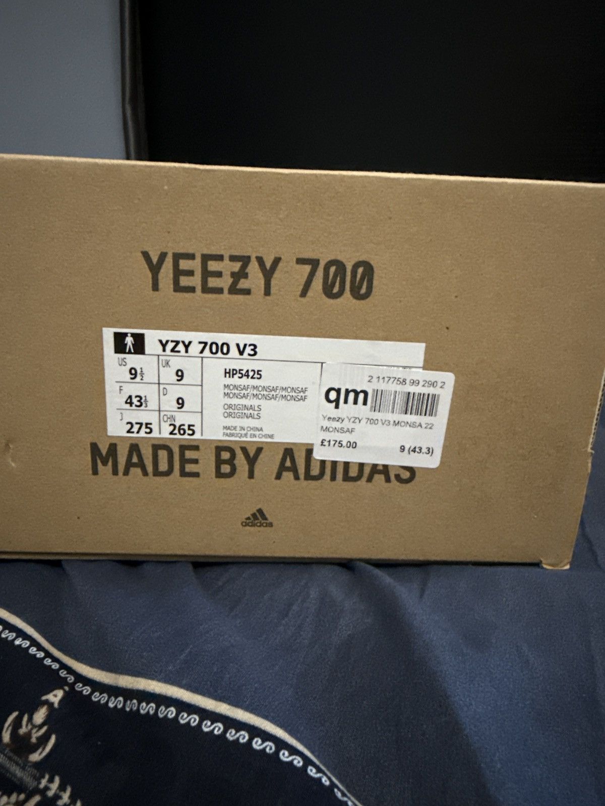 Yeezy Yeezy 700 Size US 9.5 / EU 42-43 - 8 Thumbnail