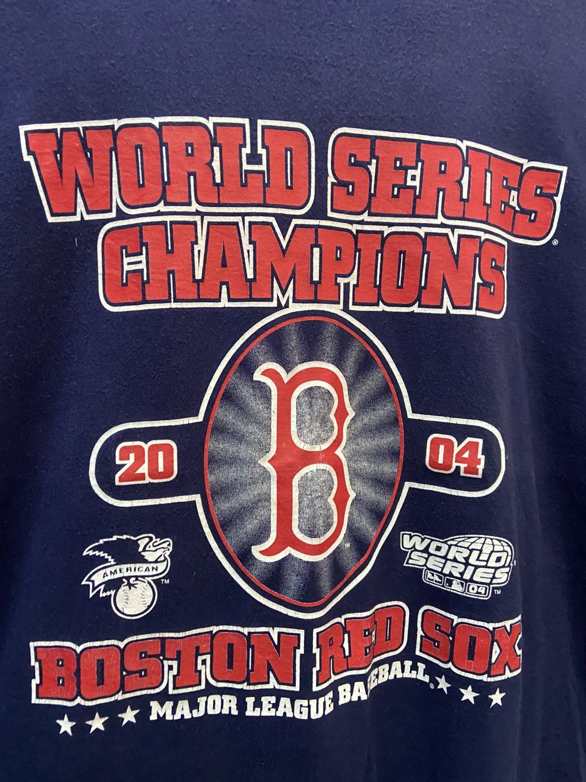 MLB VINTAGE BOSTON RED SOX 2004 WORLD CHAMPIONS TEE SHIRT Size US XL / EU 56 / 4 - 3 Thumbnail