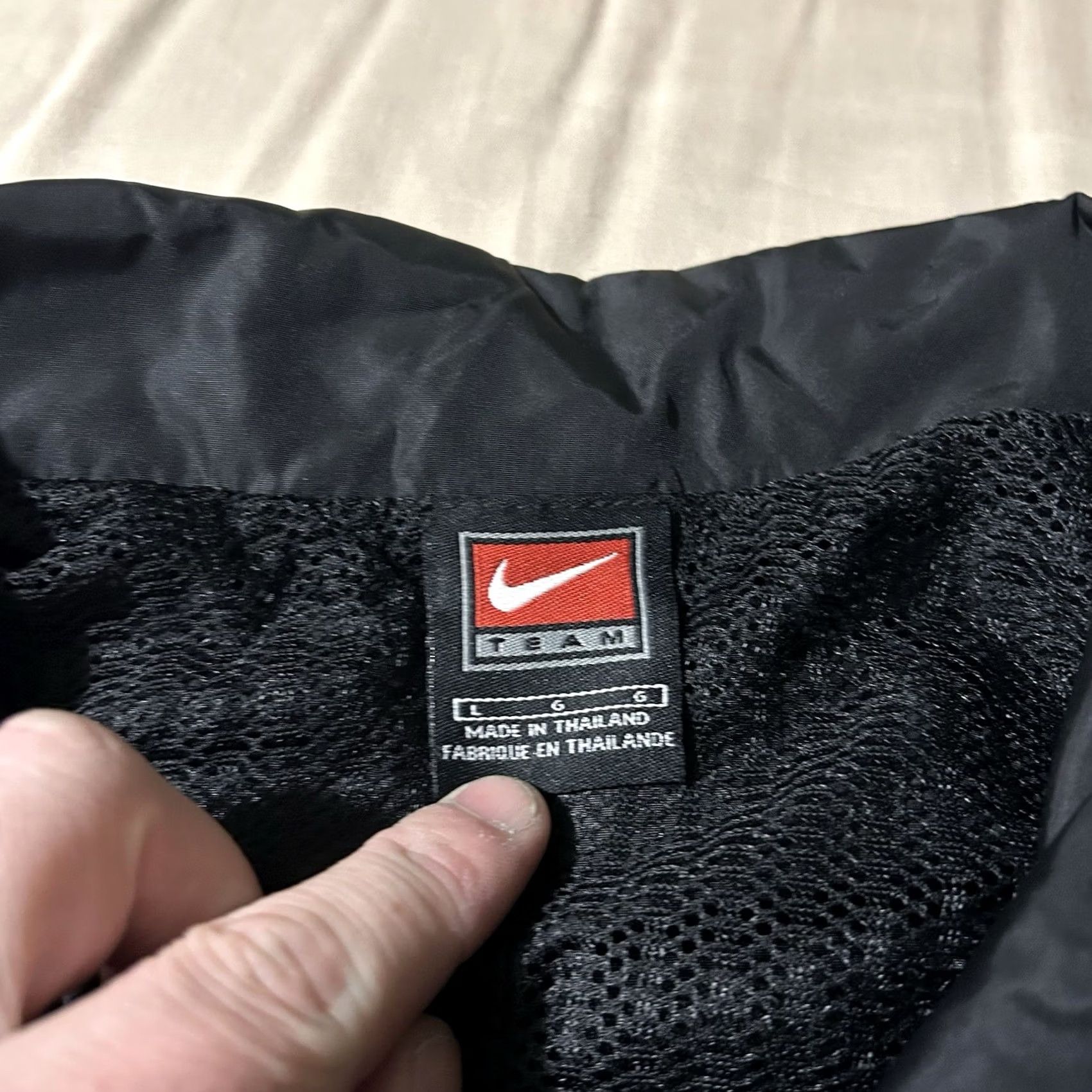 Nike VINTAGE Nike Sugar Bowl College Football Track Jacket L Mens Black Nylon Windbreaker Size US L / EU 52-54 / 3 - 3 Thumbnail
