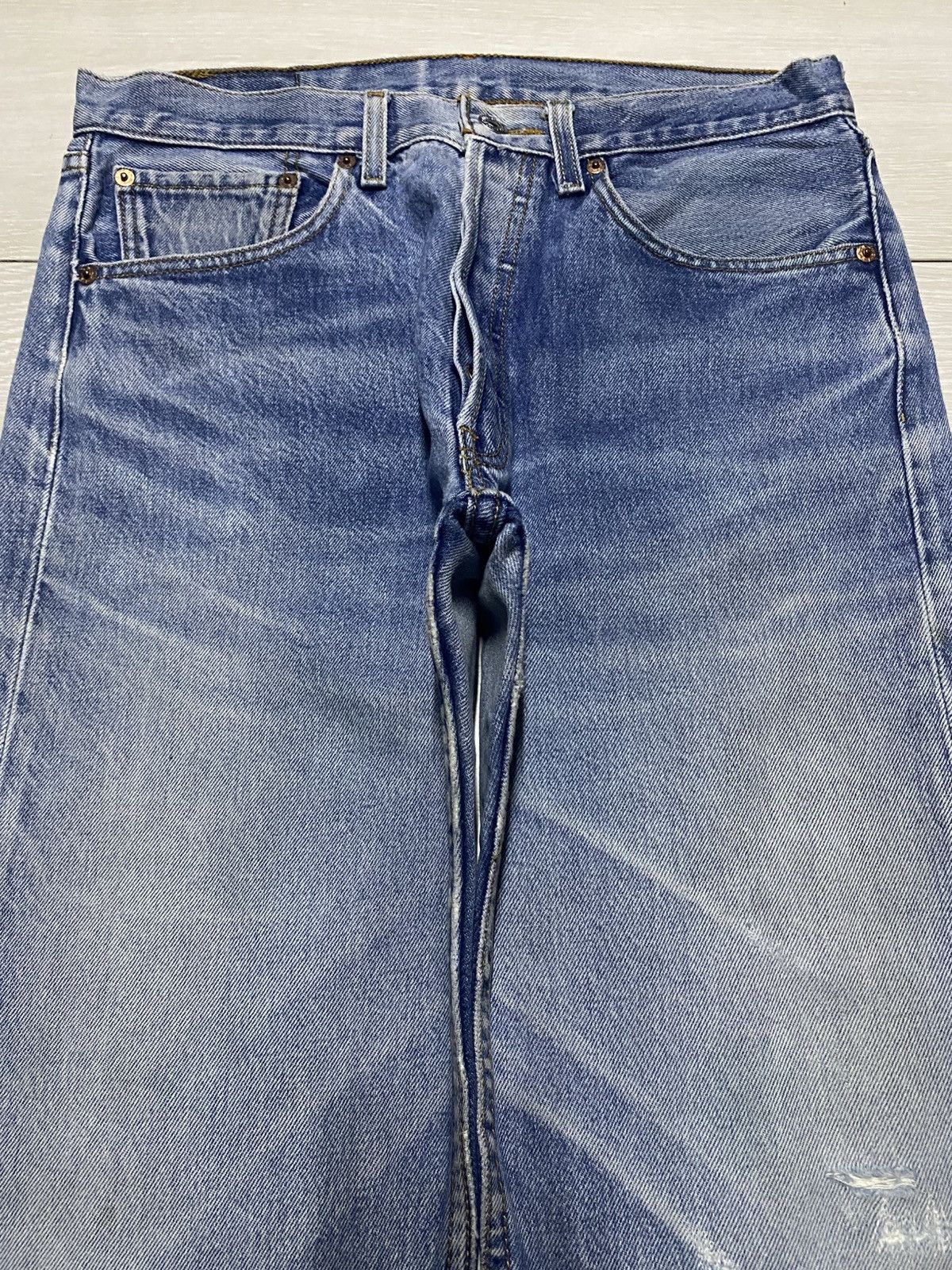 Levi's Vintage Levis 501 Faded Wash ButtonFly Distressed Jeans Size US 31 - 3 Thumbnail