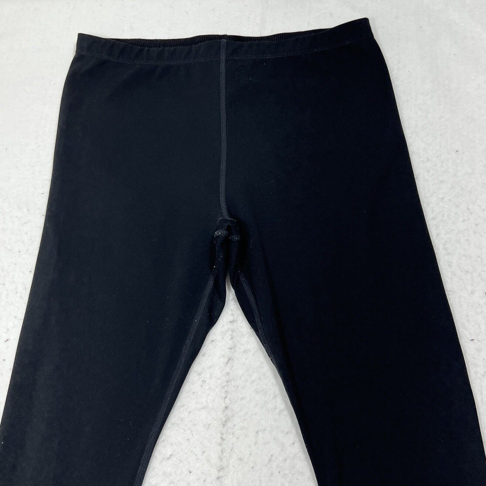 Other Fabletics Black Athletic Cropped Pull On Leggings Pants Size 32" / US 10 / IT 46 - 2 Thumbnail