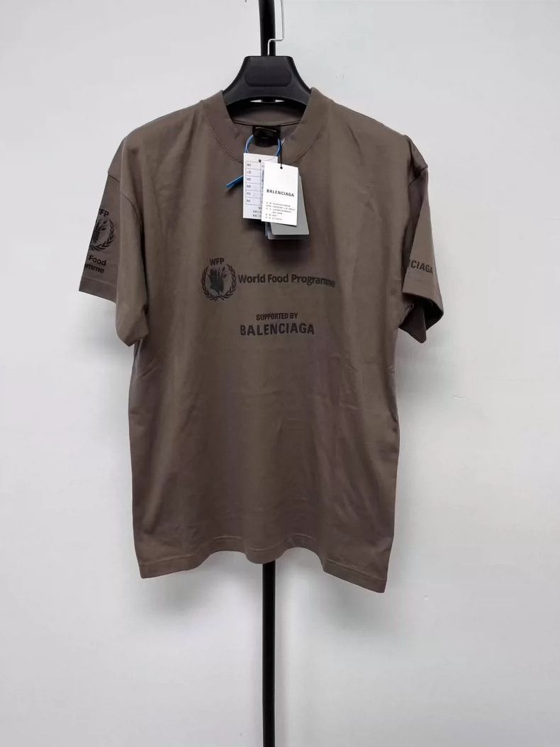 Balenciaga Balenciaga Short Sleeve Tee Size US S / EU 44-46 / 1 - 1 Thumbnail