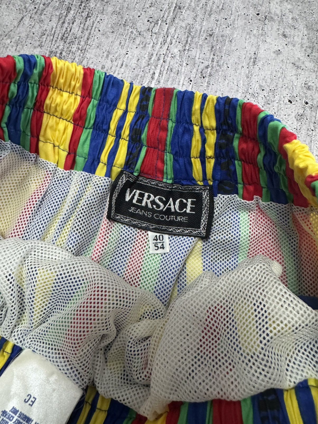 Versace Versace Rock and royalty shorts vintage Size US 34 / EU 50 - 5 Thumbnail