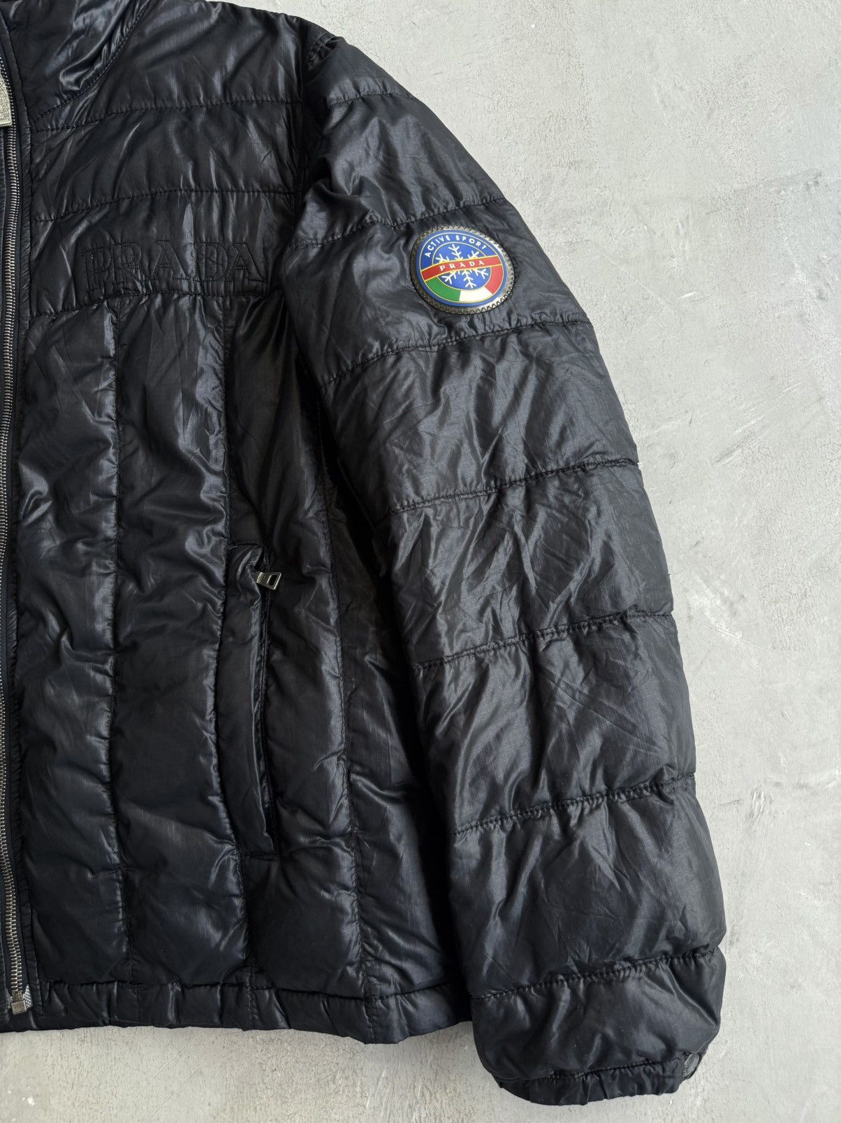 Prada Prada - Luna Rossa Puffer Jacket Size US M / EU 48-50 / 2 - 3 Thumbnail