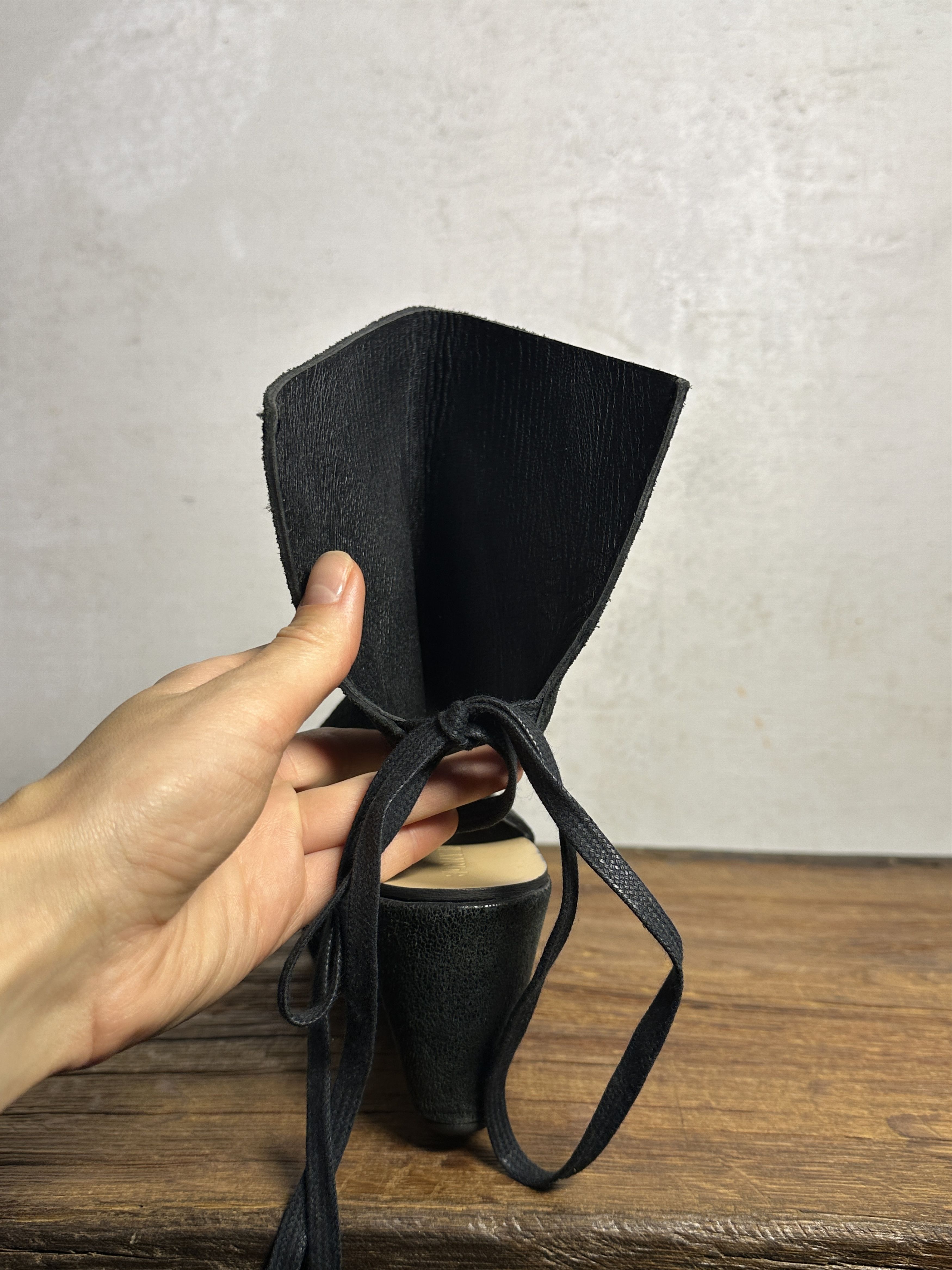 Barny Nakhle Barny Nakhle Leather Sandals Size US 9 / IT 39 - 9 Thumbnail