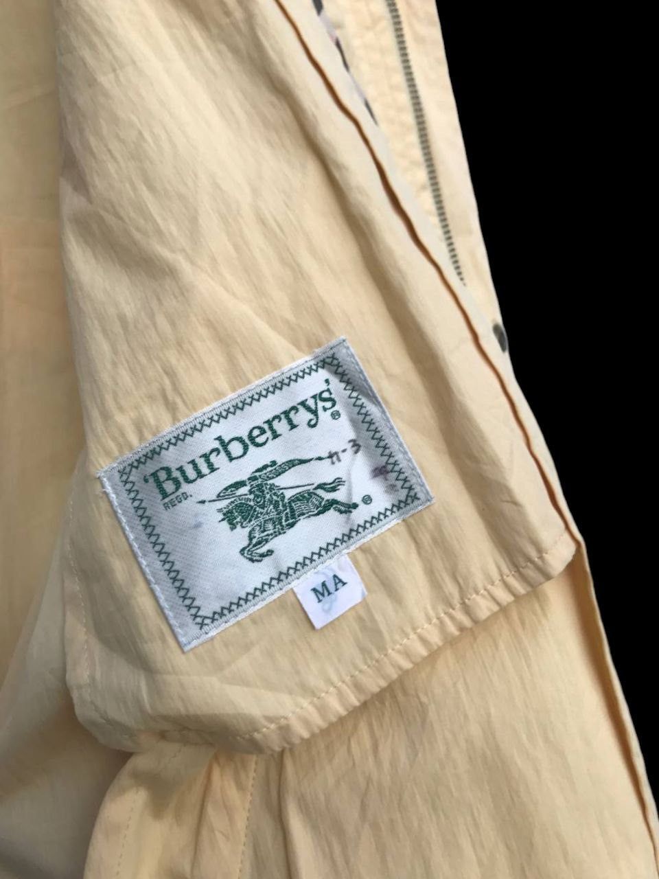 Burberry × Vintage Vintage 90’s Burberrys Light Jacket Size US M / EU 48-50 / 2 - 10 Thumbnail