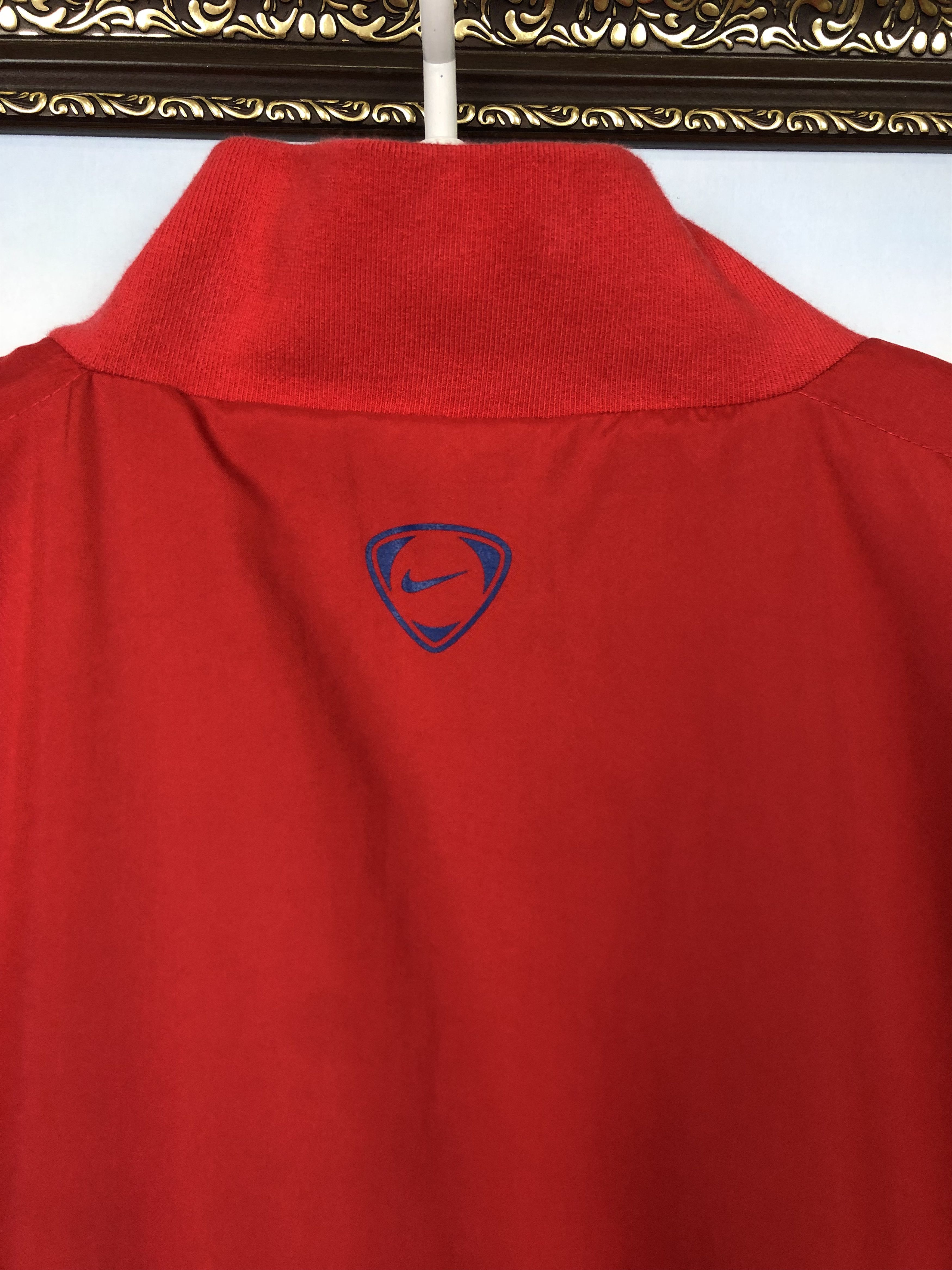 Nike Vintage Nike Manchester United Football Jacket AIG Size US L / EU 52-54 / 3 - 13 Thumbnail