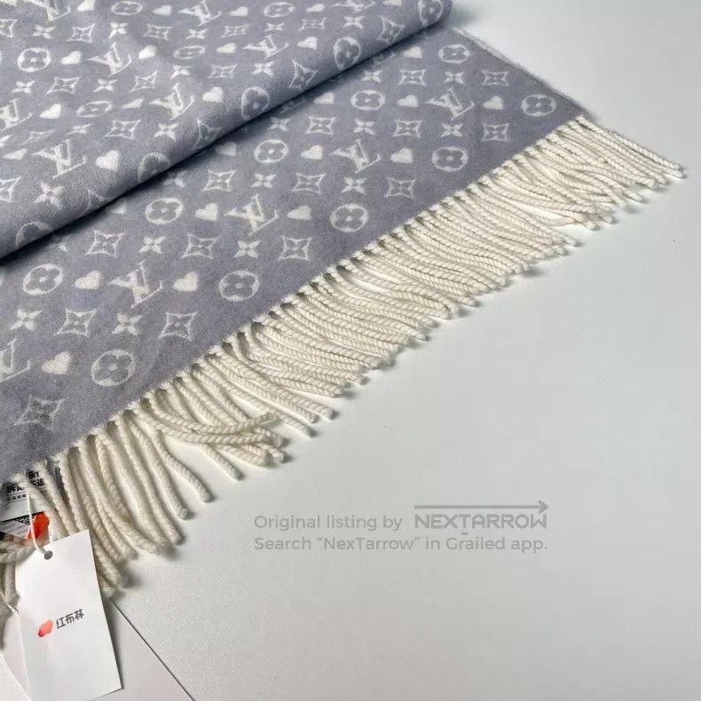 Louis Vuitton Louis Vuitton Grey cashmere full print love presbyopia tas Size ONE SIZE - 4 Thumbnail