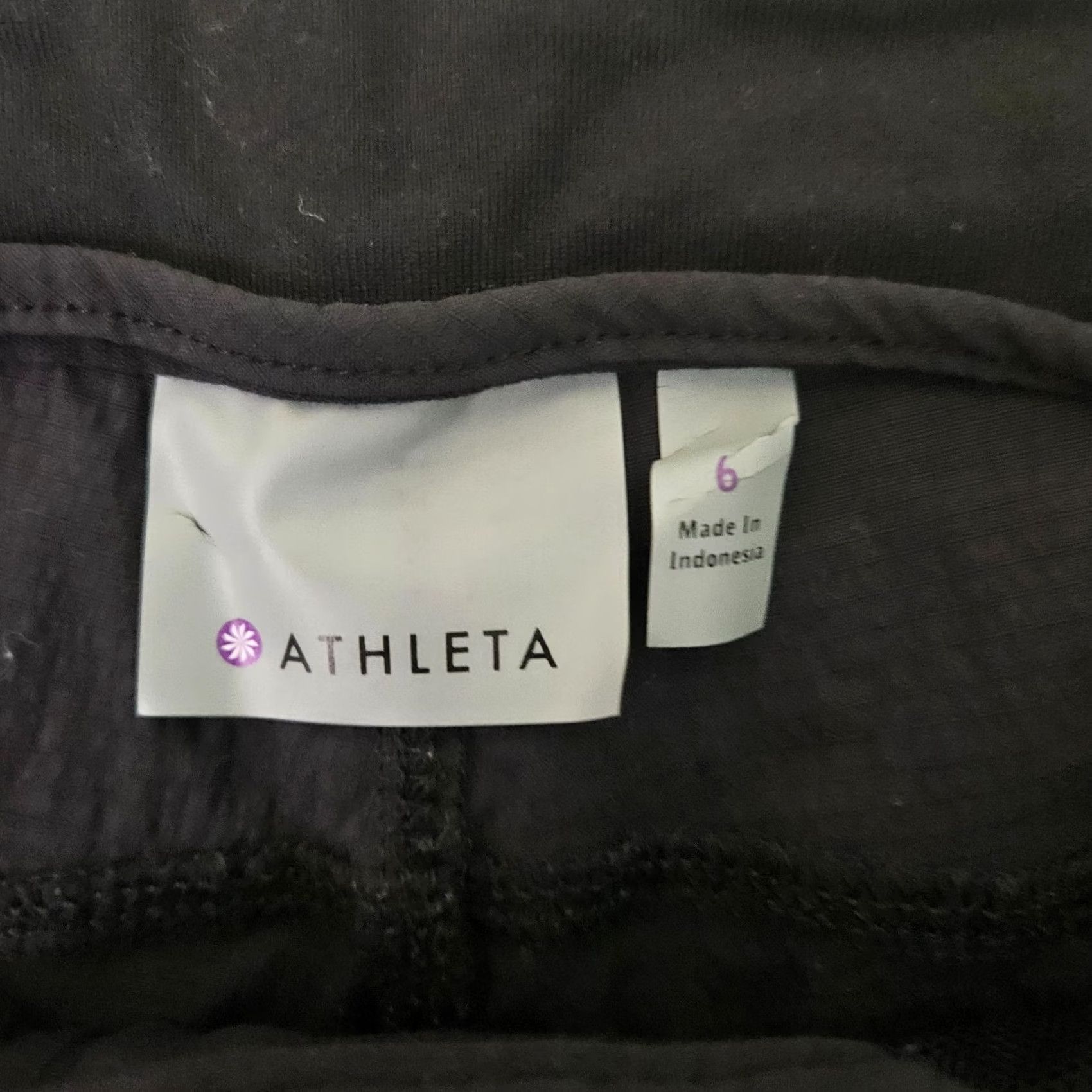 Athleta Athleta Women's Black Cargo Casual 4" Inseam Outdoor Hiking Short Size 6 Size 28" / US 6 / IT 42 - 7 Thumbnail